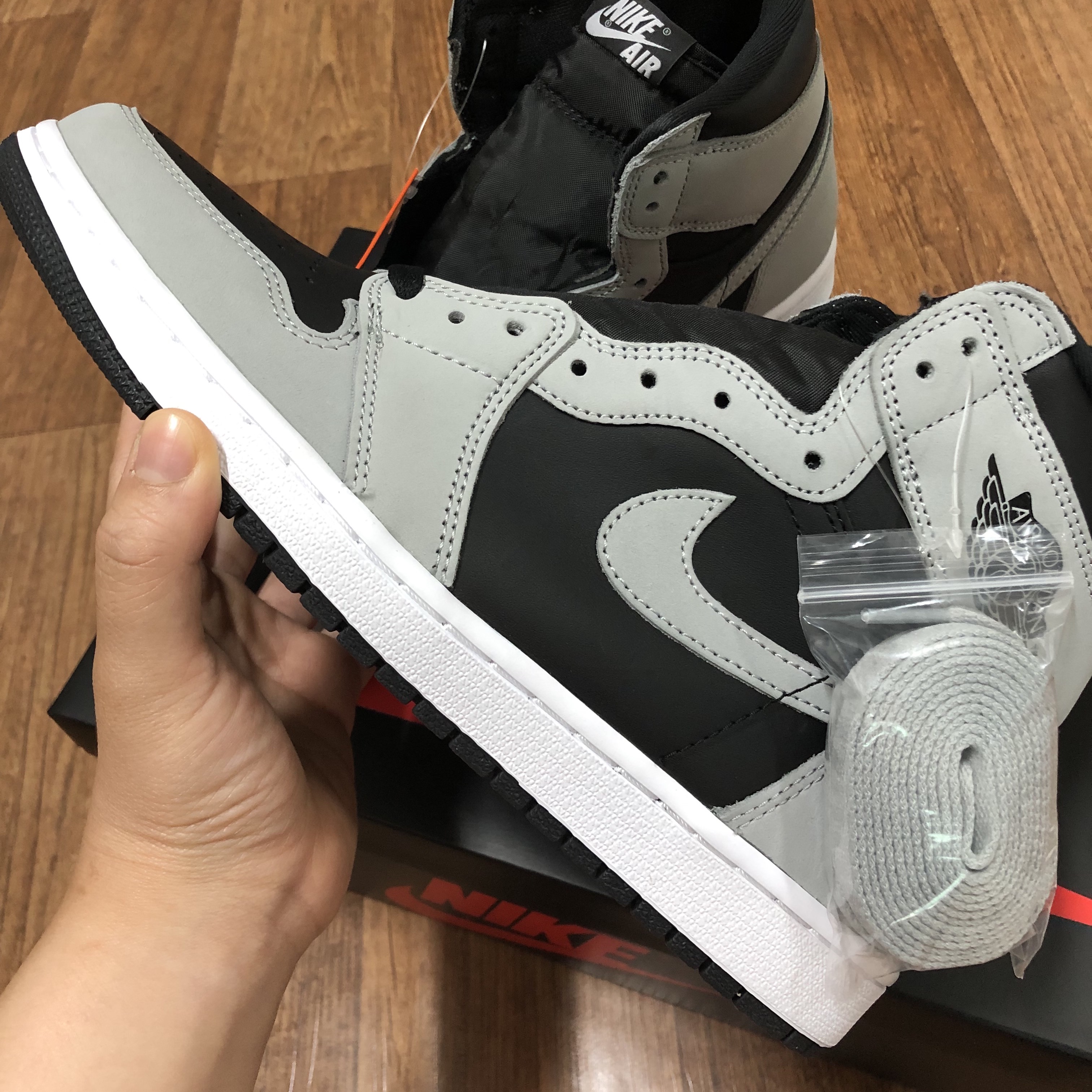 Jordan 1 Retro High OG Shadow 2.0 착용 스타일 - 2