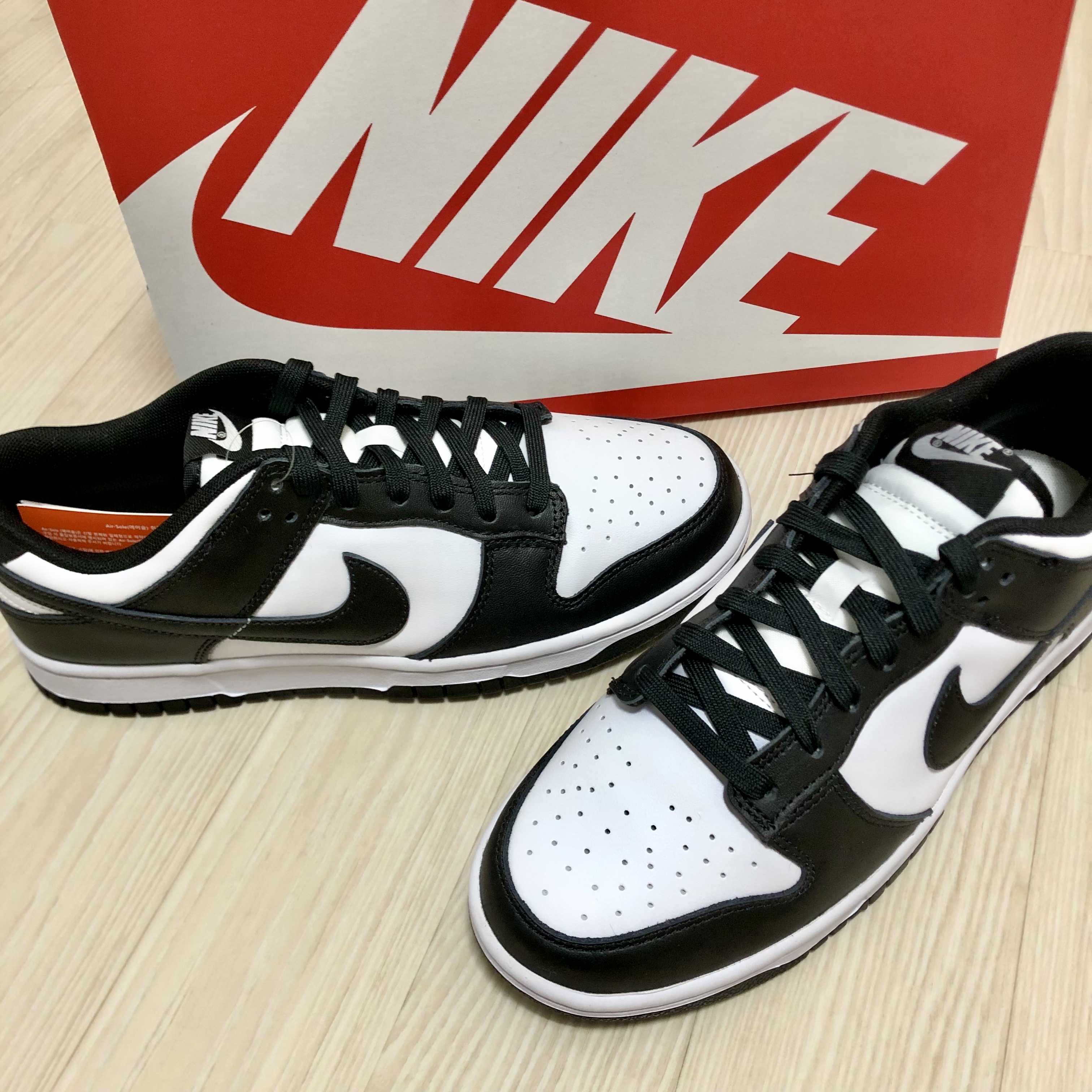 Nike Dunk Low Retro Black 착용 스타일 - 1