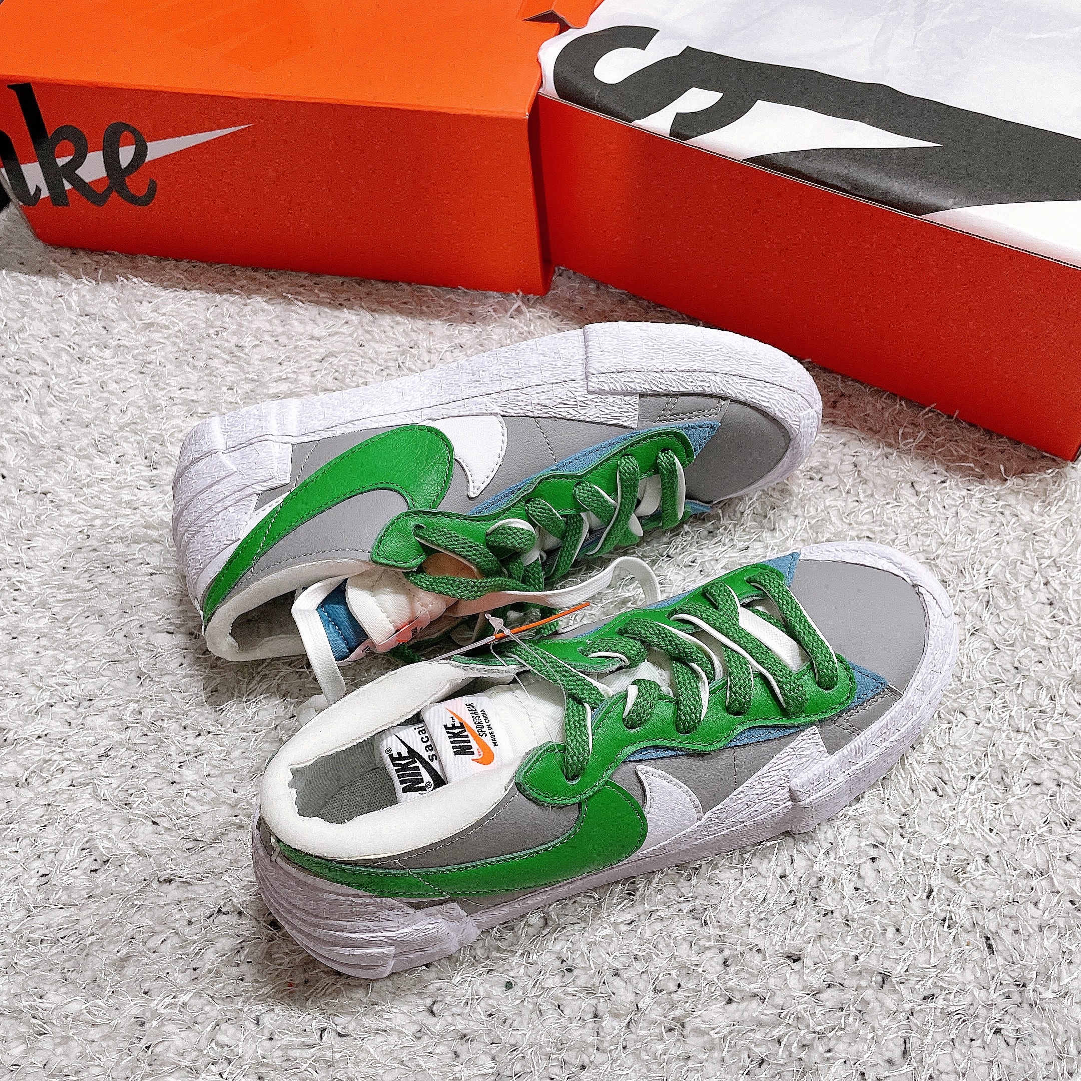 Nike x Sacai Blazer Low Classic Green 착용 스타일 - 1
