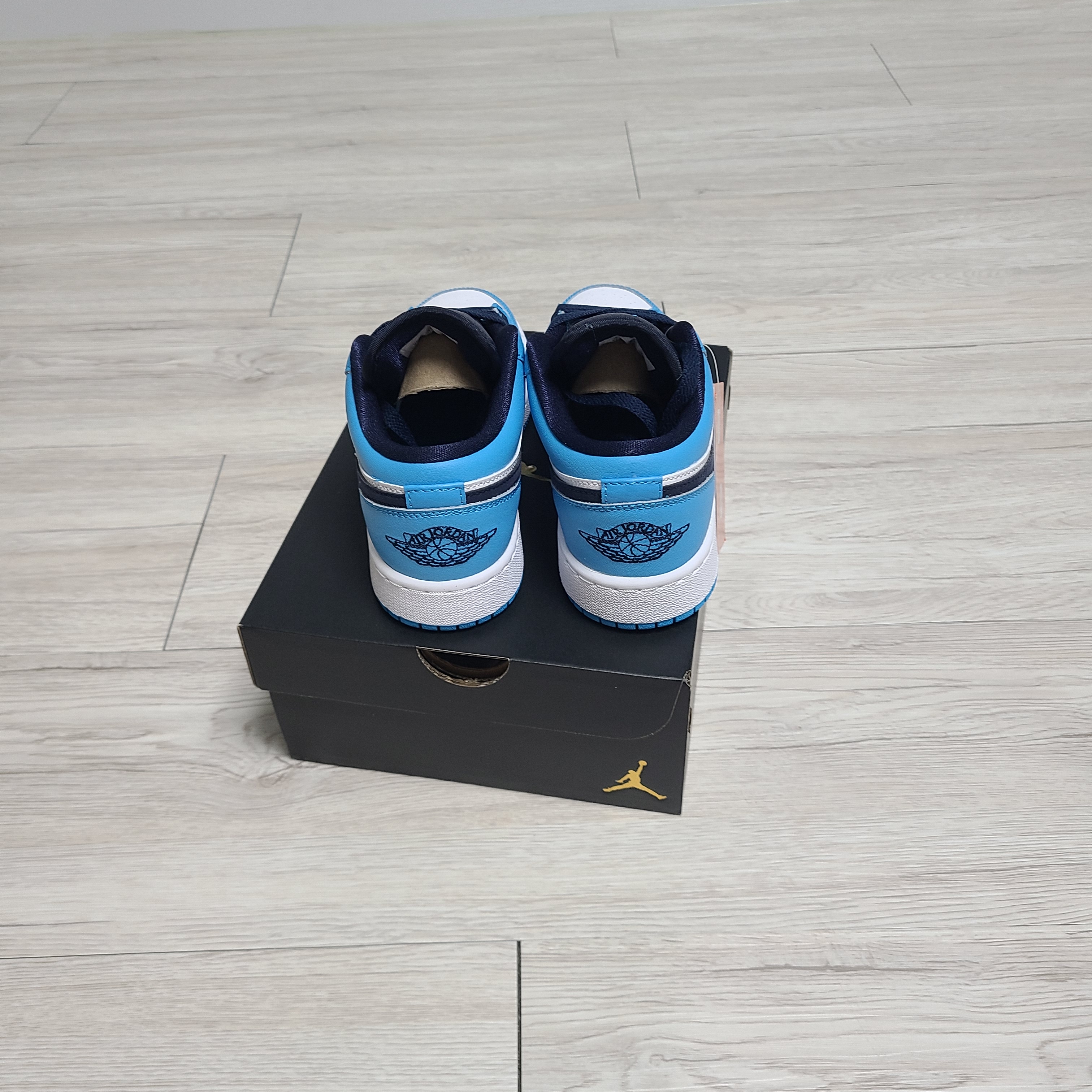 (GS) Jordan 1 Low Dark Powder Blue 착용 스타일 - 2