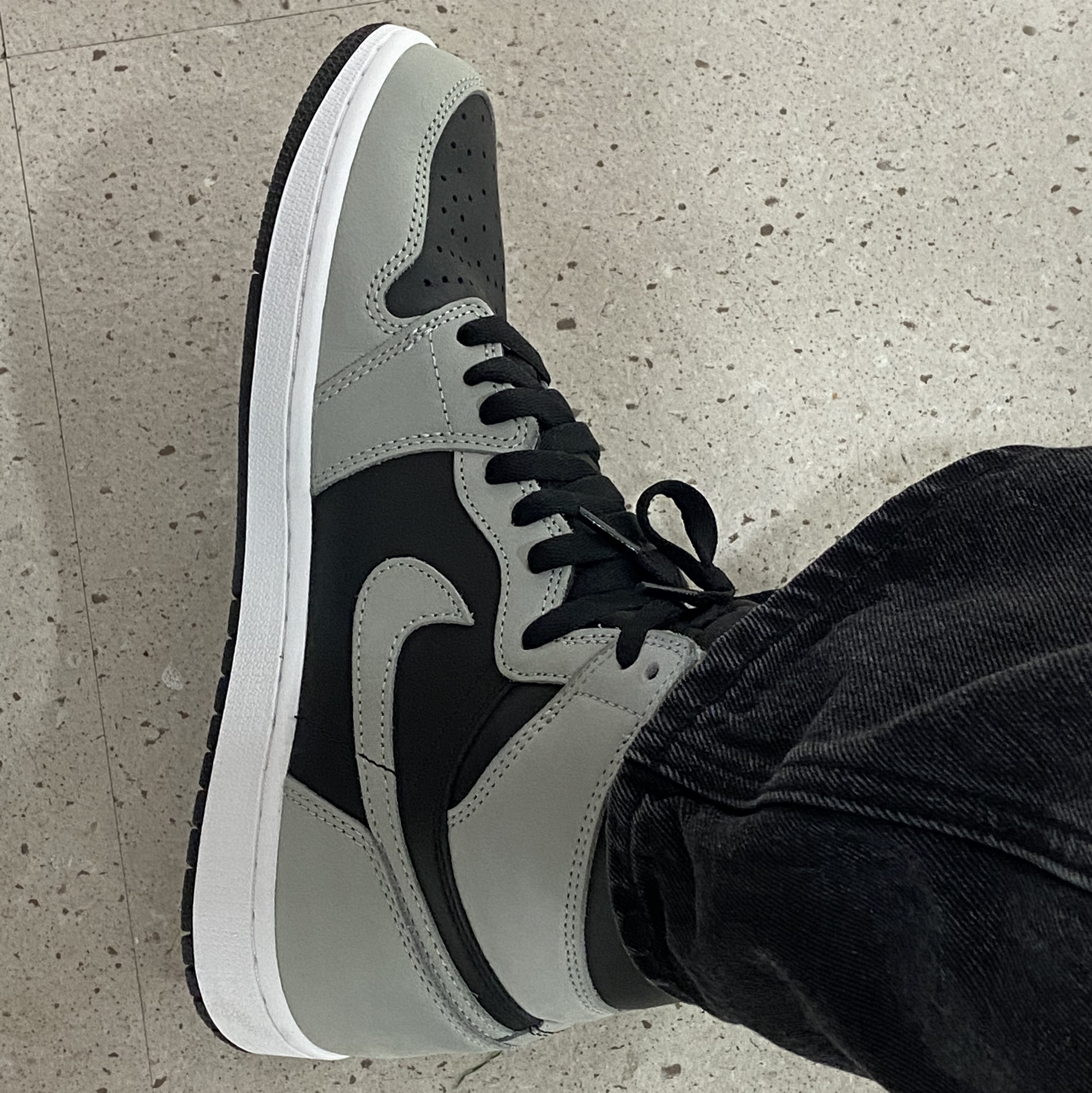 Jordan 1 Retro High OG Shadow 2.0 착용 스타일