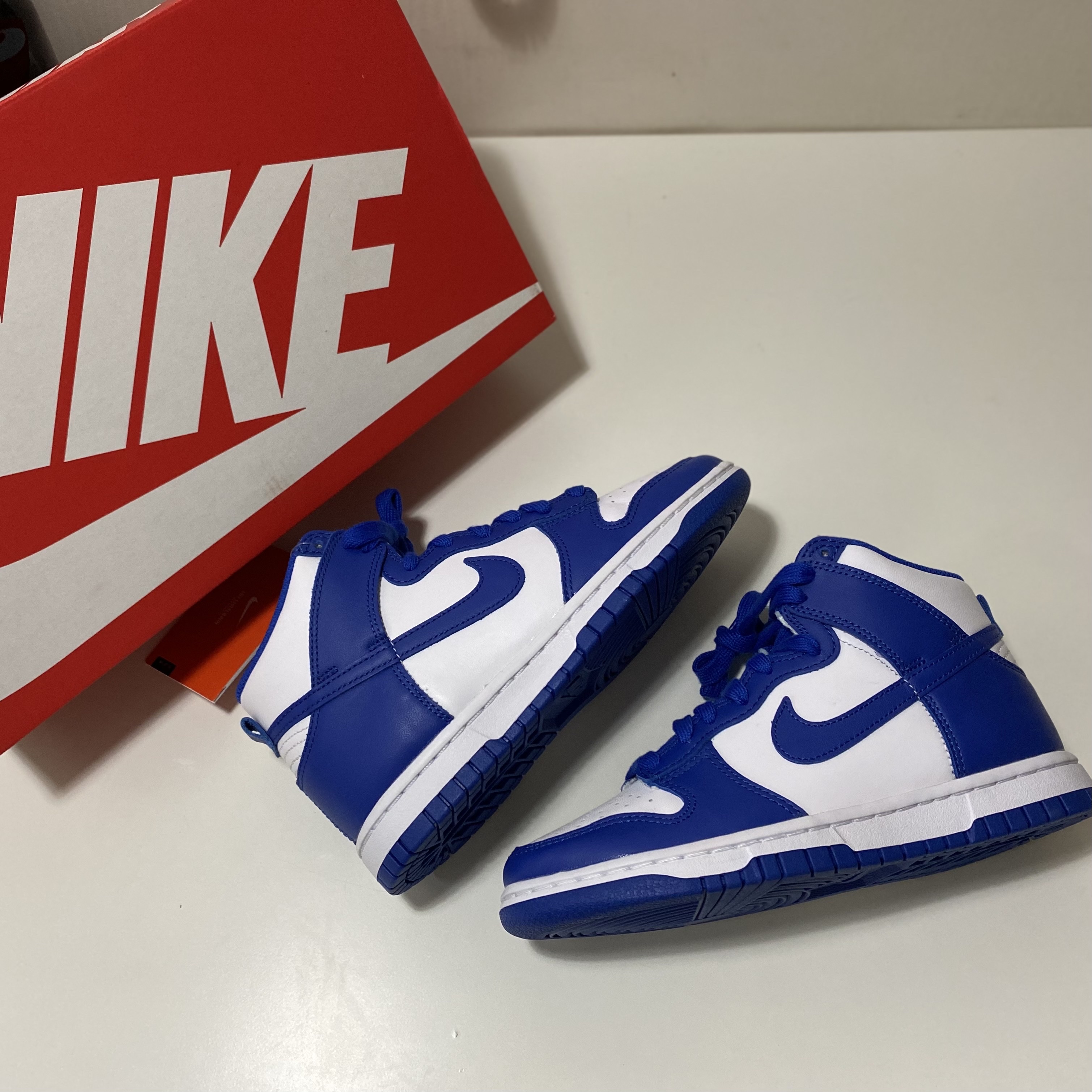 Nike Dunk High Retro Game Royal 착용 스타일 - 5