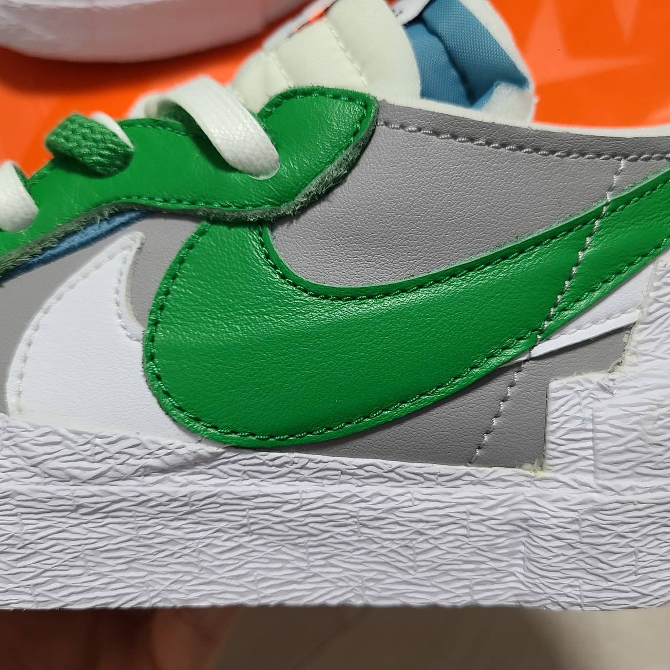 Nike x Sacai Blazer Low Classic Green 착용 스타일 - 4