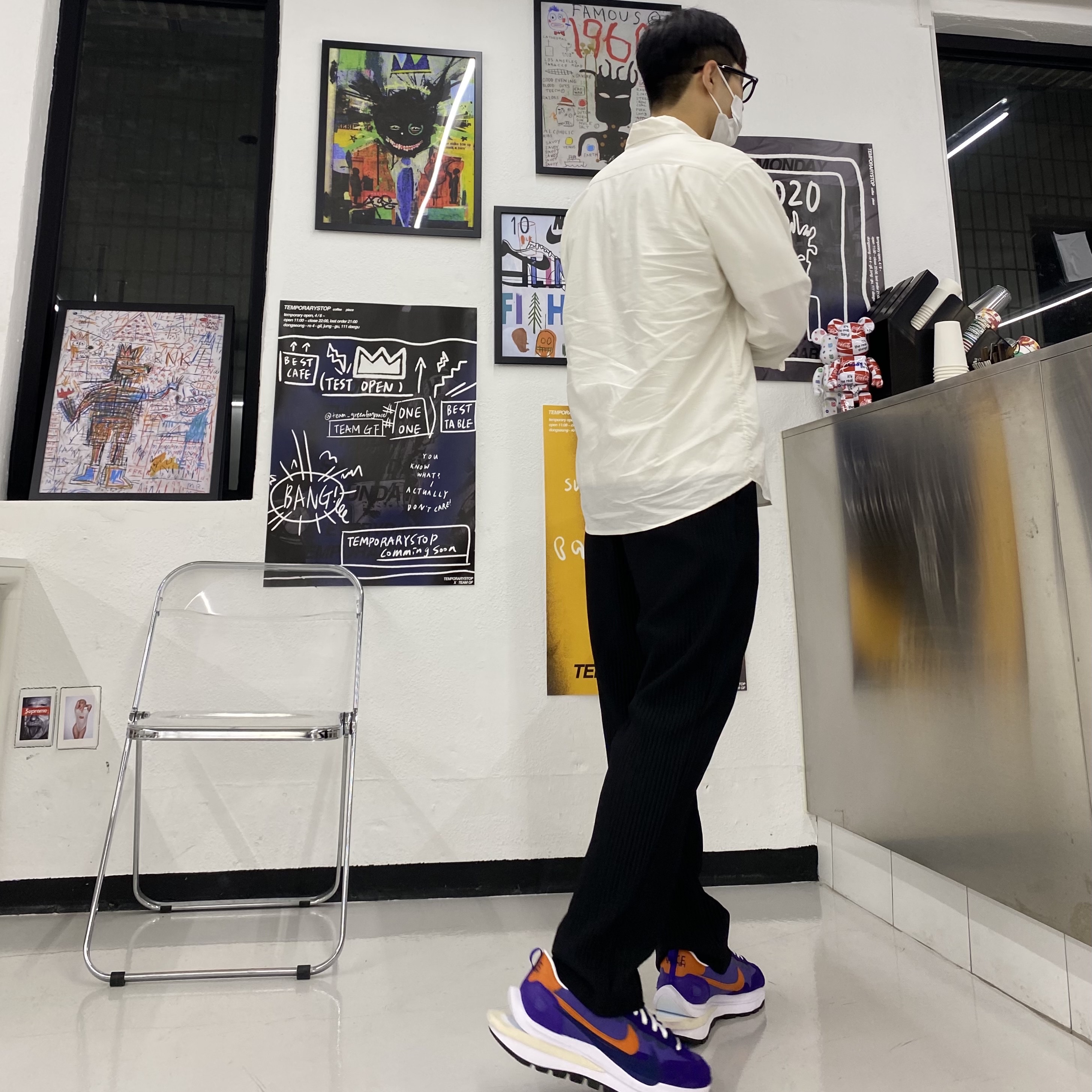 Nike x Sacai VaporWaffle Dark Iris 착용 스타일