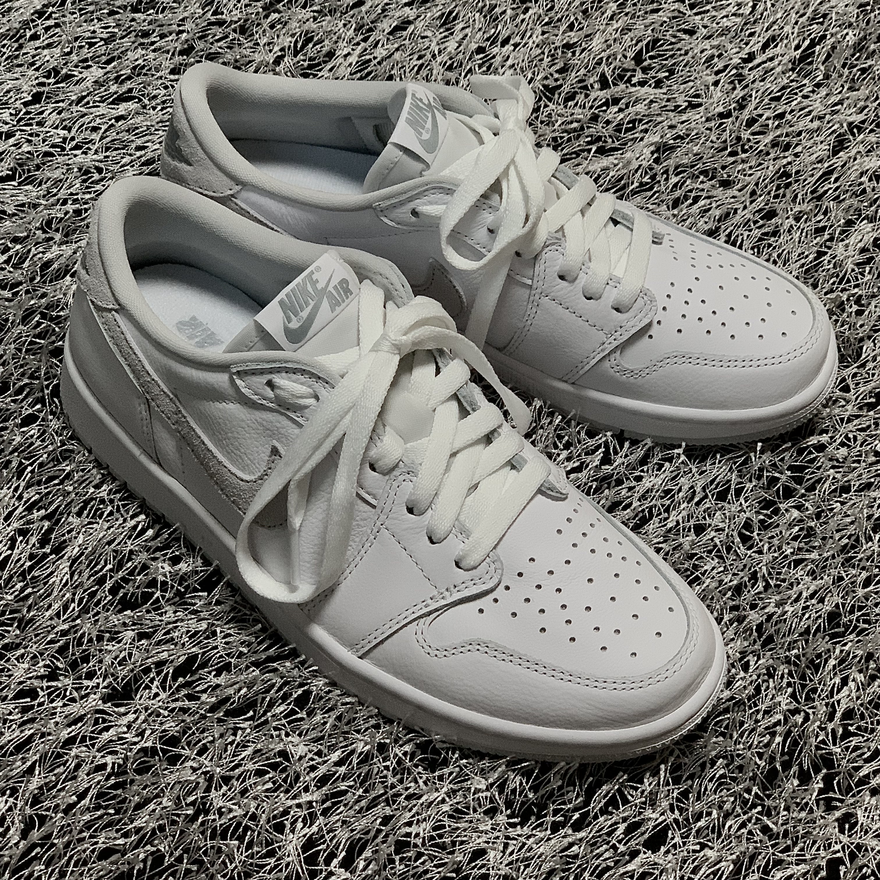 Jordan 1 Low OG Neutral Grey 착용 스타일