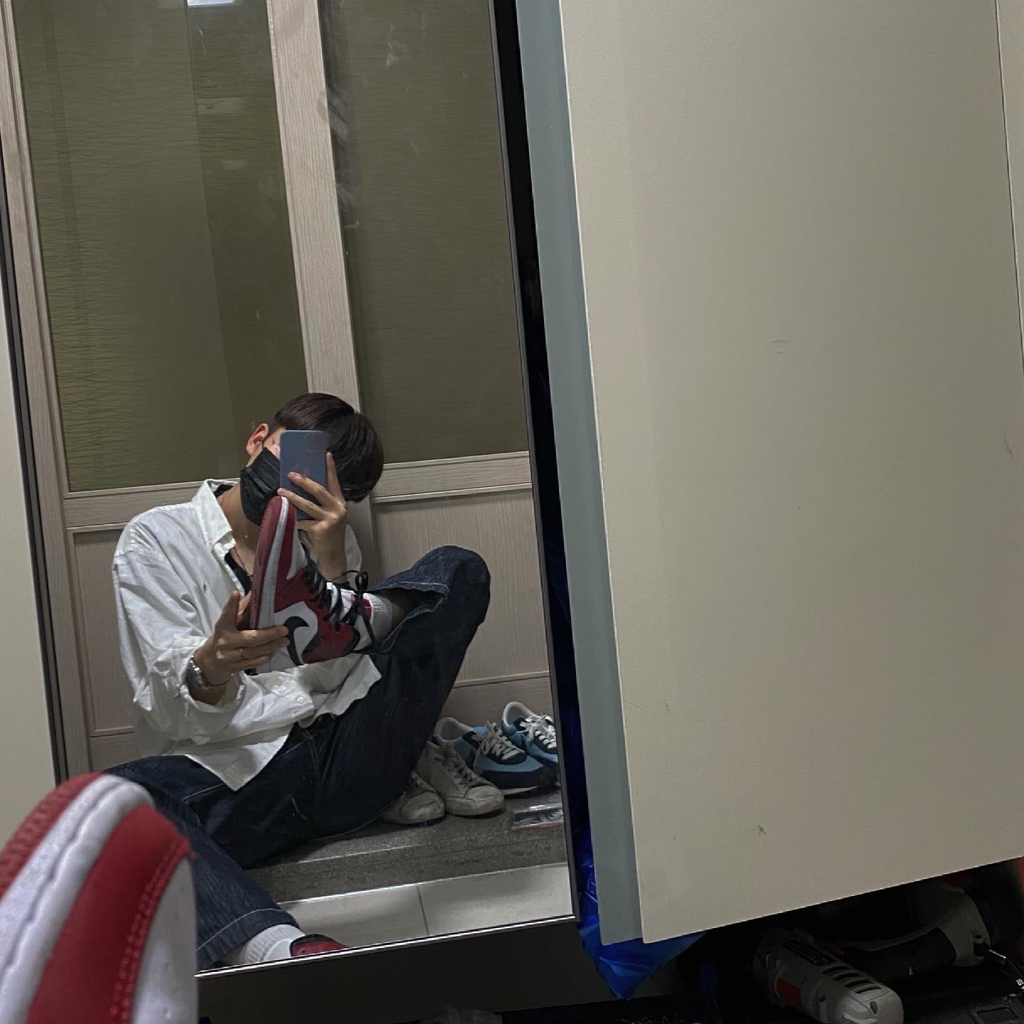Jordan 1 Mid Chicago 2020 착용 스타일 - 2