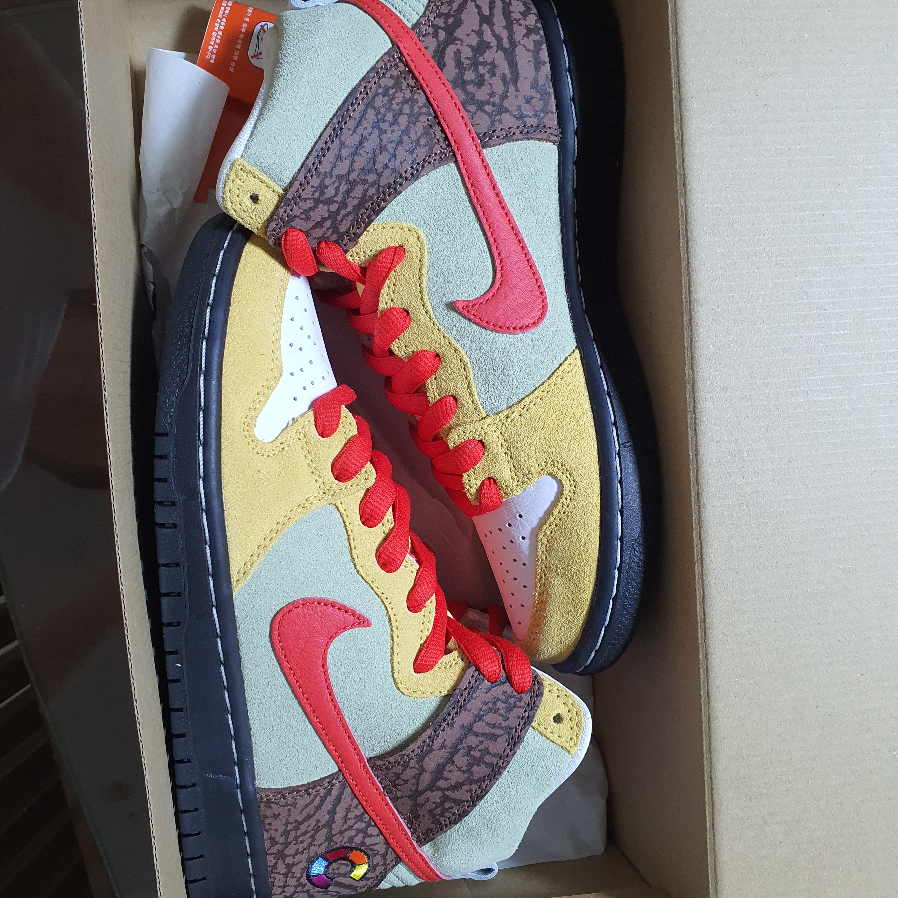 Nike x Color Skates SB Dunk High Pro Kebab and Destroy 착용 스타일