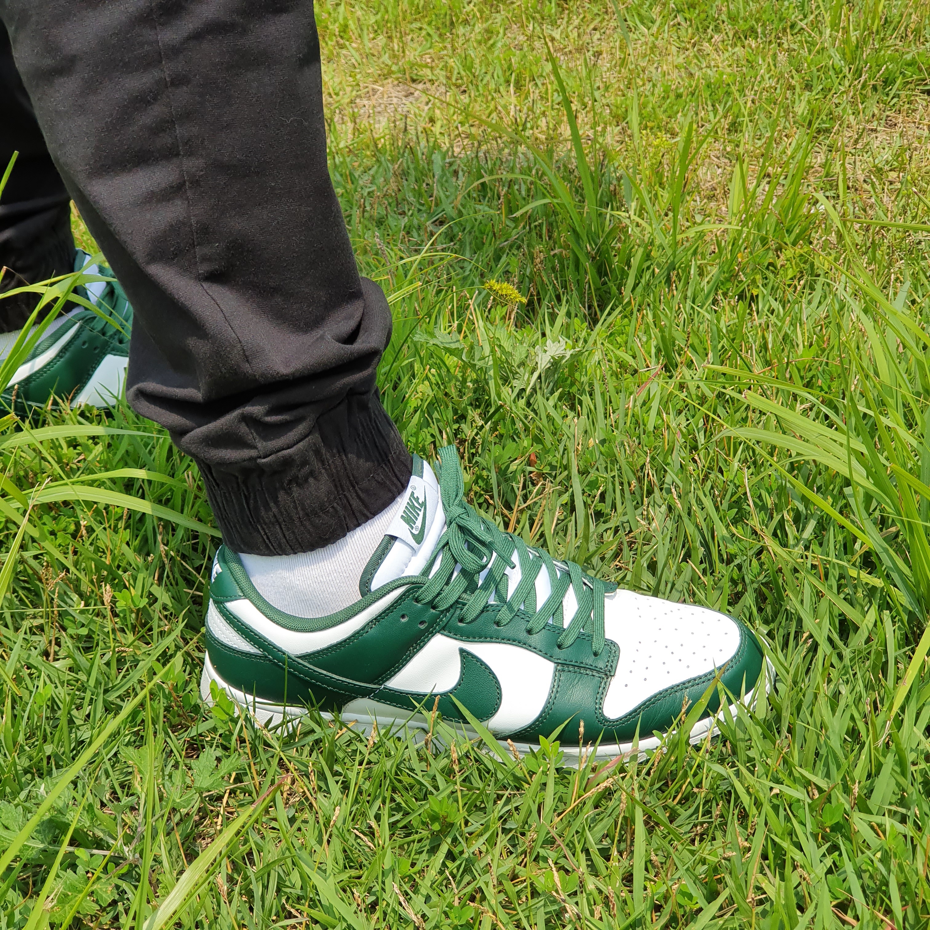 Nike Dunk Low Retro Varsity Green 착용 스타일 - 2