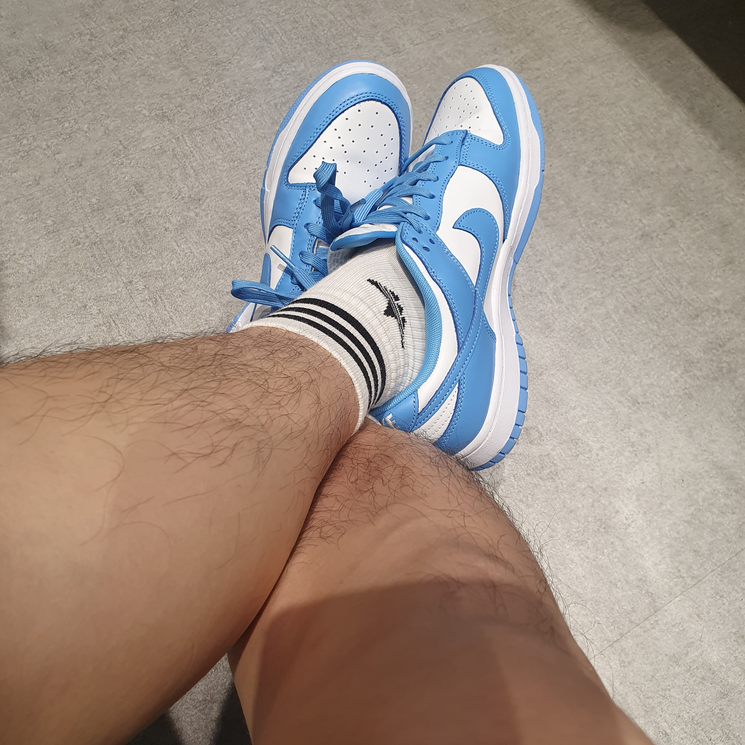Nike Dunk Low Retro University Blue 착용 스타일