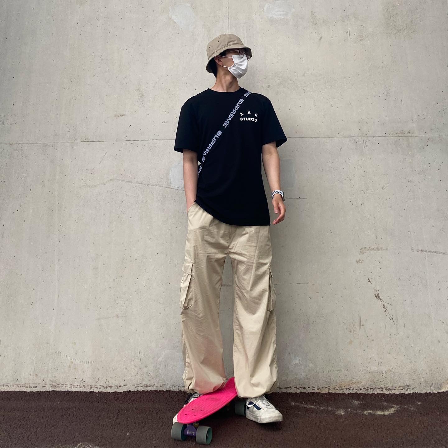 Vans Style 36 Marshmallow Dress Blues, IAB Studio T-Shirt Black 착용 스타일