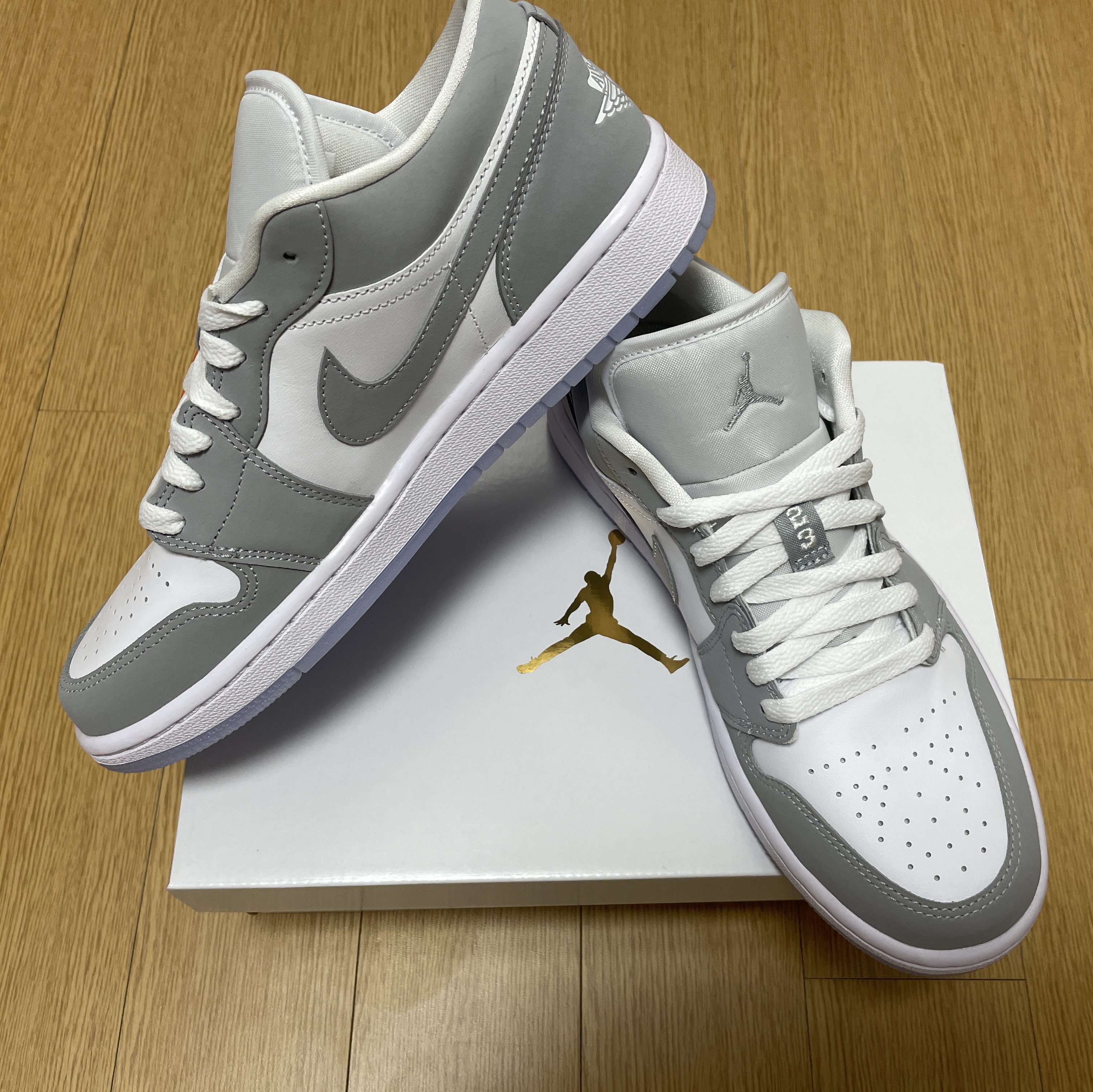 (W) Jordan 1 Low White Wolf Grey 착용 스타일