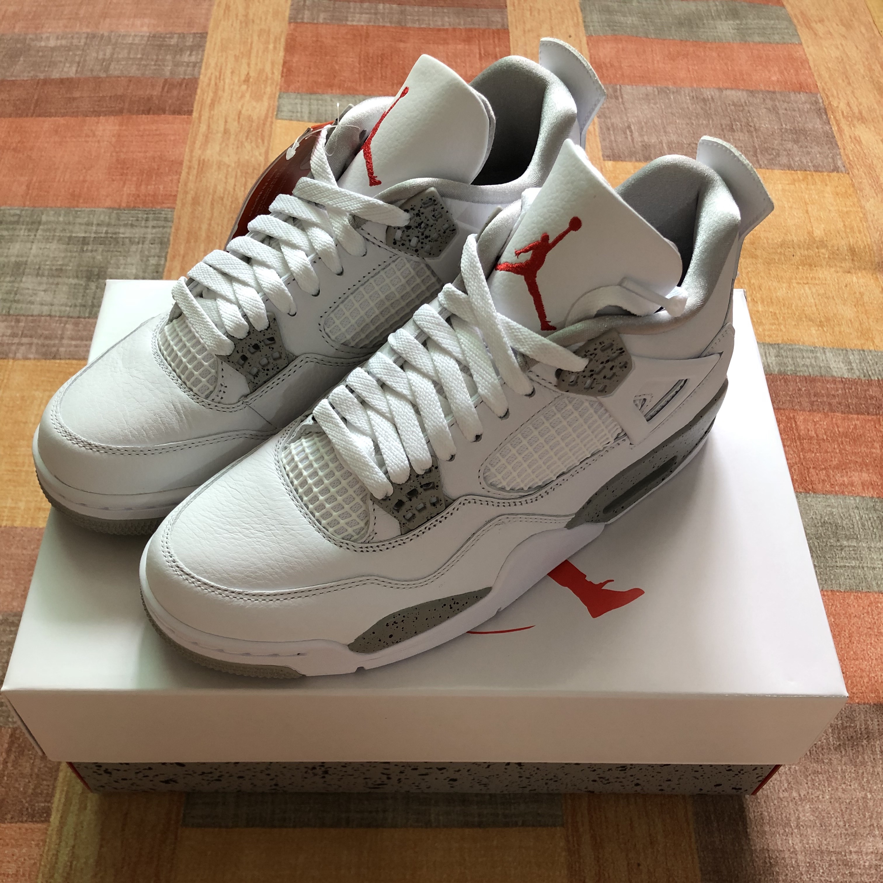 Jordan 4 Retro Tech White 착용 스타일 - 2