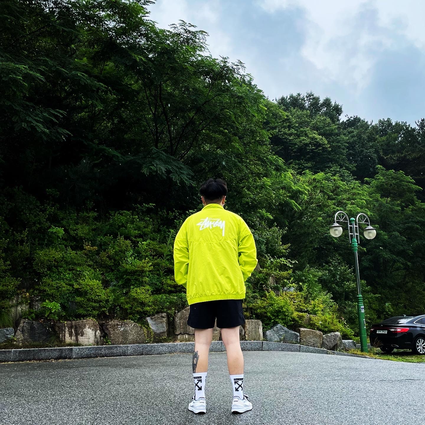 Nike x Stussy Windrunner Jacket Bright Cactus, Nike Waffle One Infinite Lilac 착용 스타일 - 2