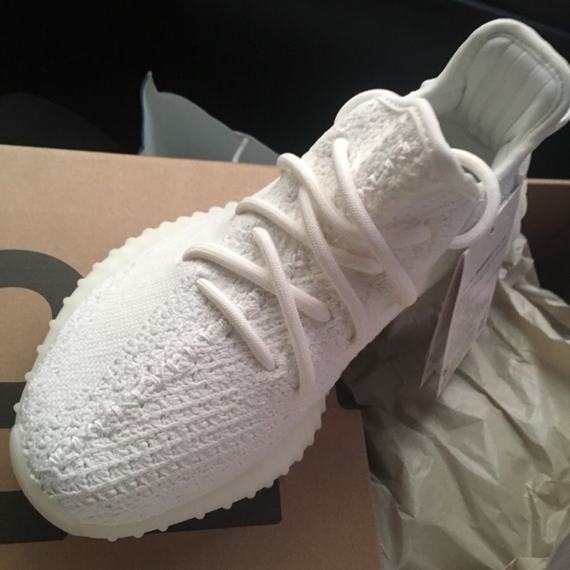 Adidas Yeezy Boost 350 V2 Cream/Triple White 착용 스타일 - 3