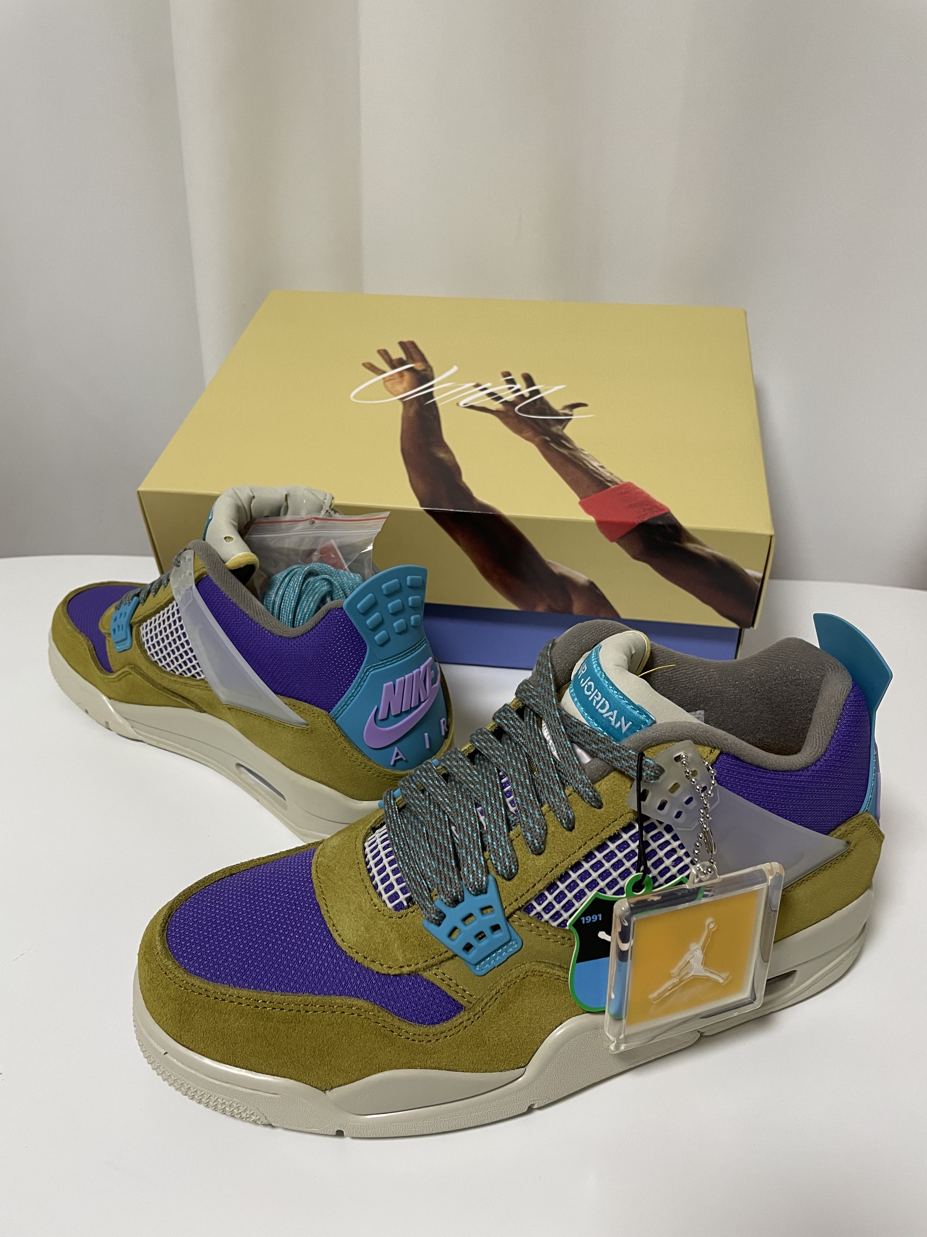Jordan 4 x Union Retro SP Desert Moss 착용 스타일 - 3
