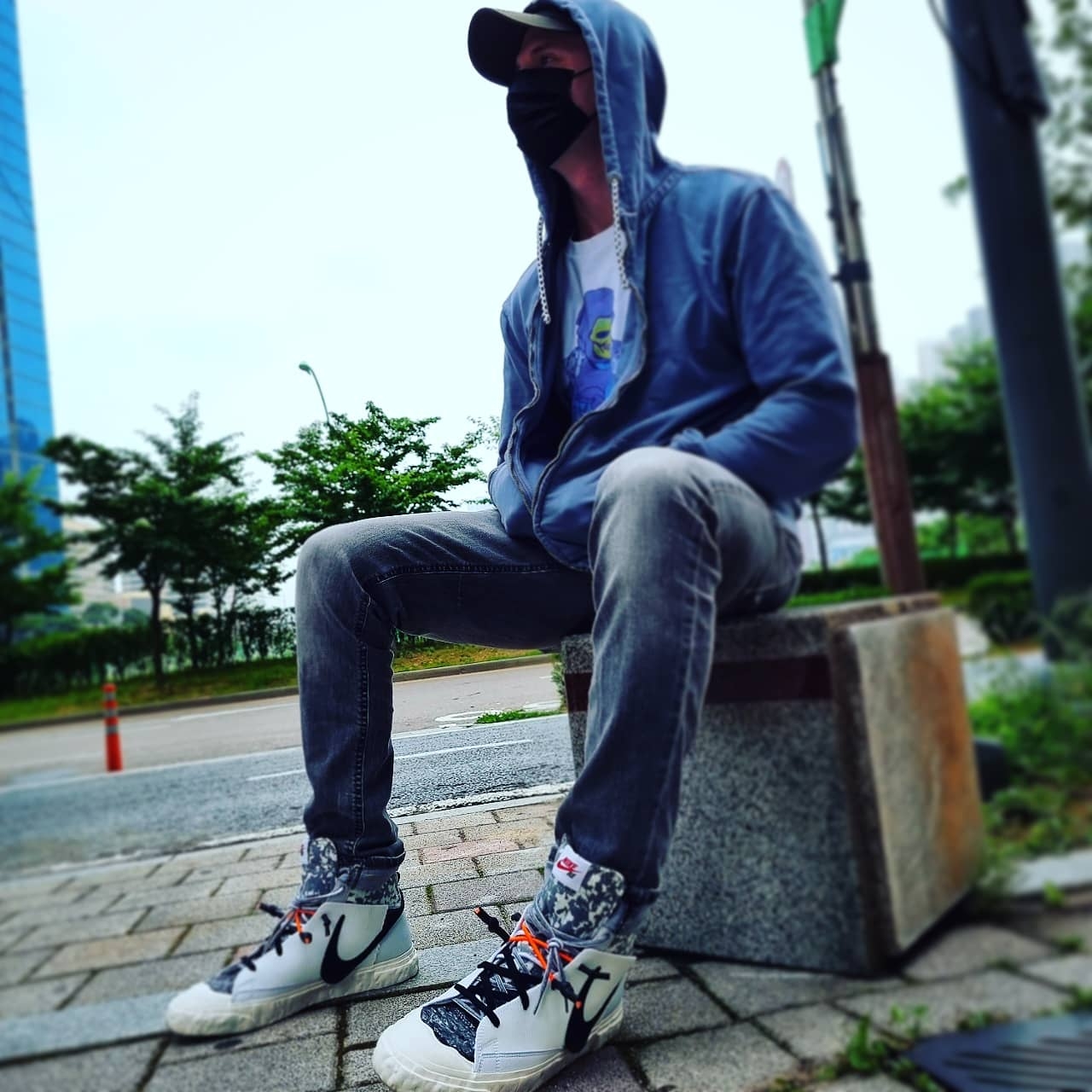 Nike x Readymade Blazer Mid White 착용 스타일 - 2