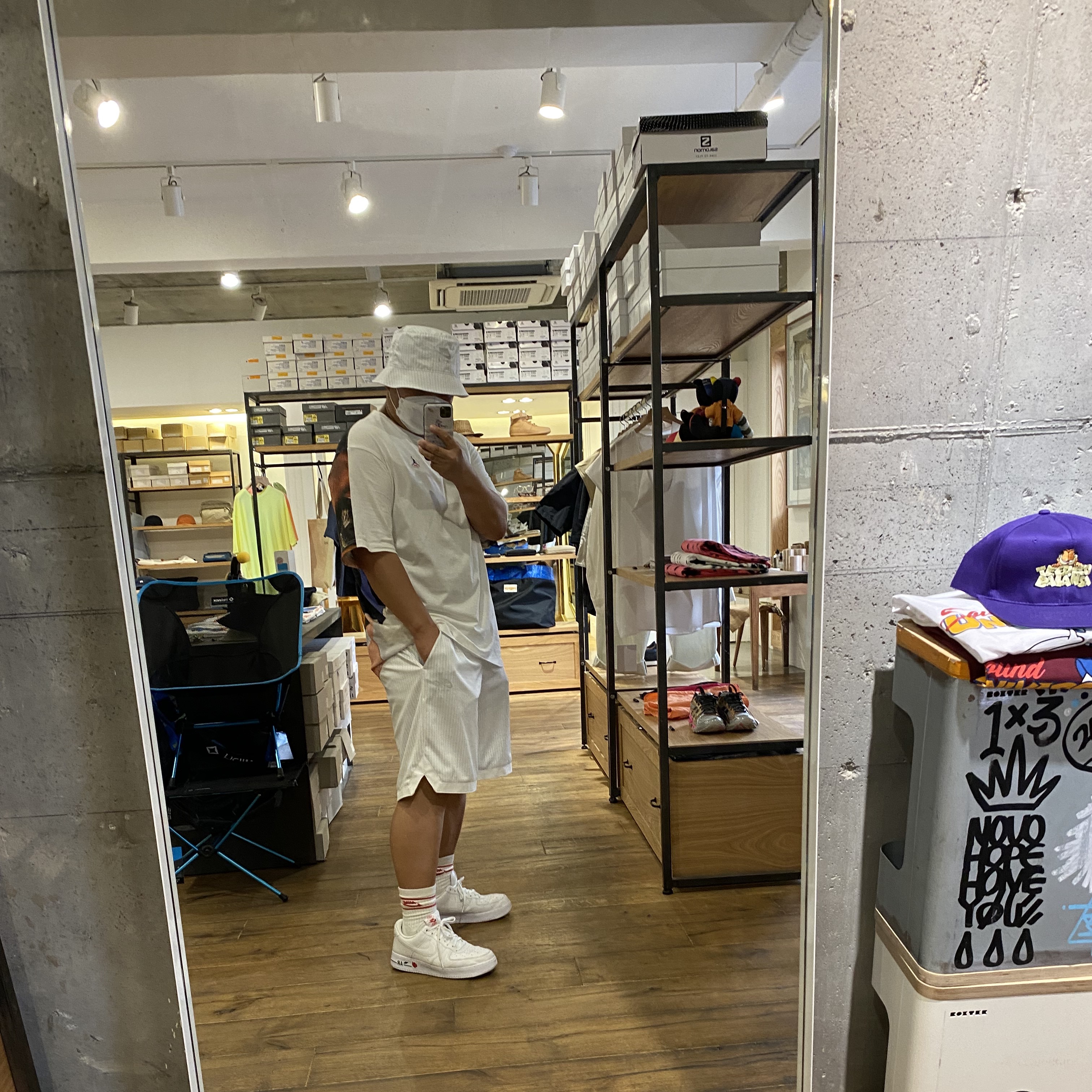 Nike x Kim Jones Bucket Hat White, Jordan x Union Autographs T-Shirt 착용 스타일