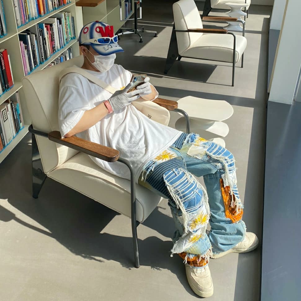 Stussy Cosmos T-Shirt White, Nike x Stussy Air Force 1 Low Fossil 착용 스타일 - 4