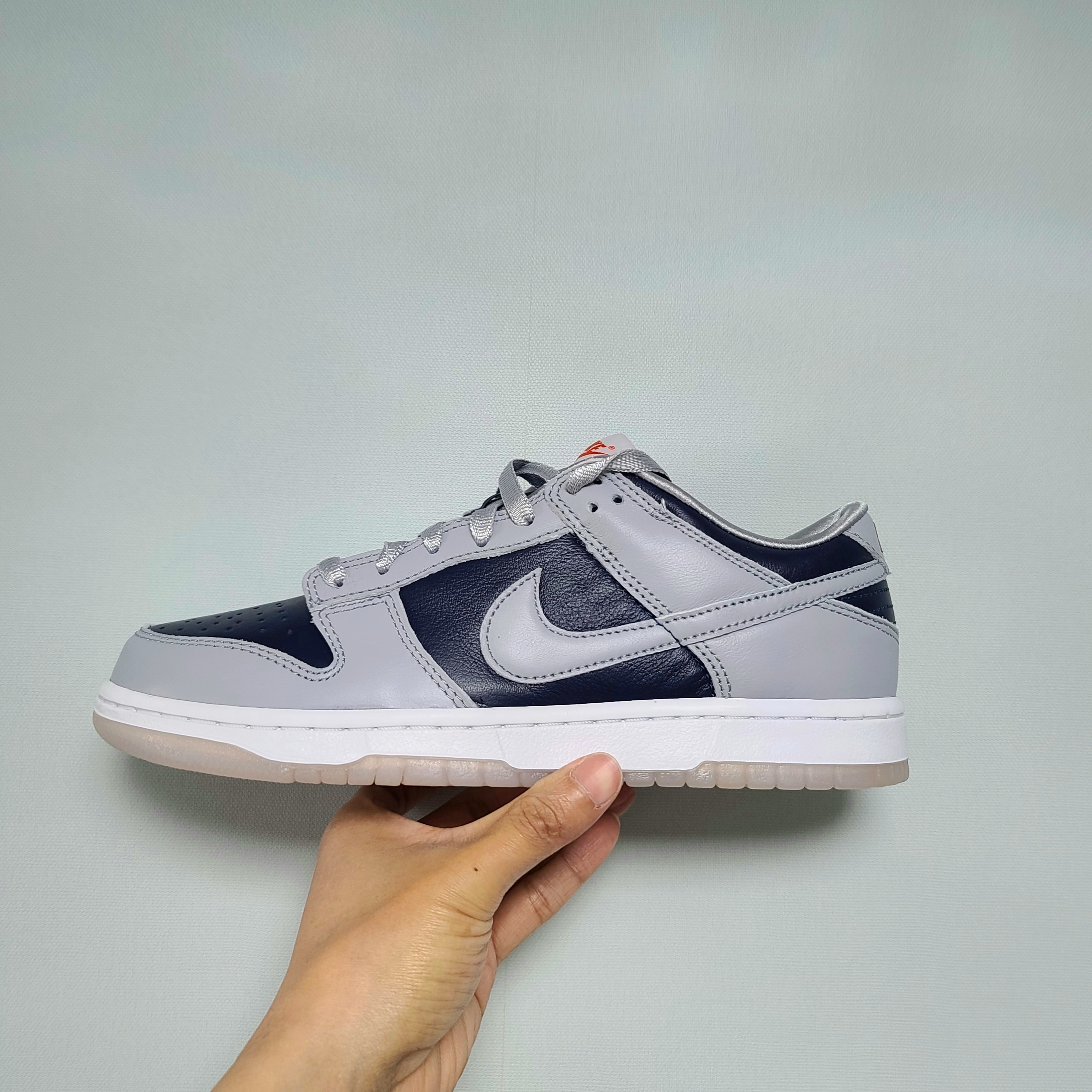(W) Nike Dunk Low Orange Pearl, (W) Nike Dunk Low SP College Navy 착용 스타일 - 3