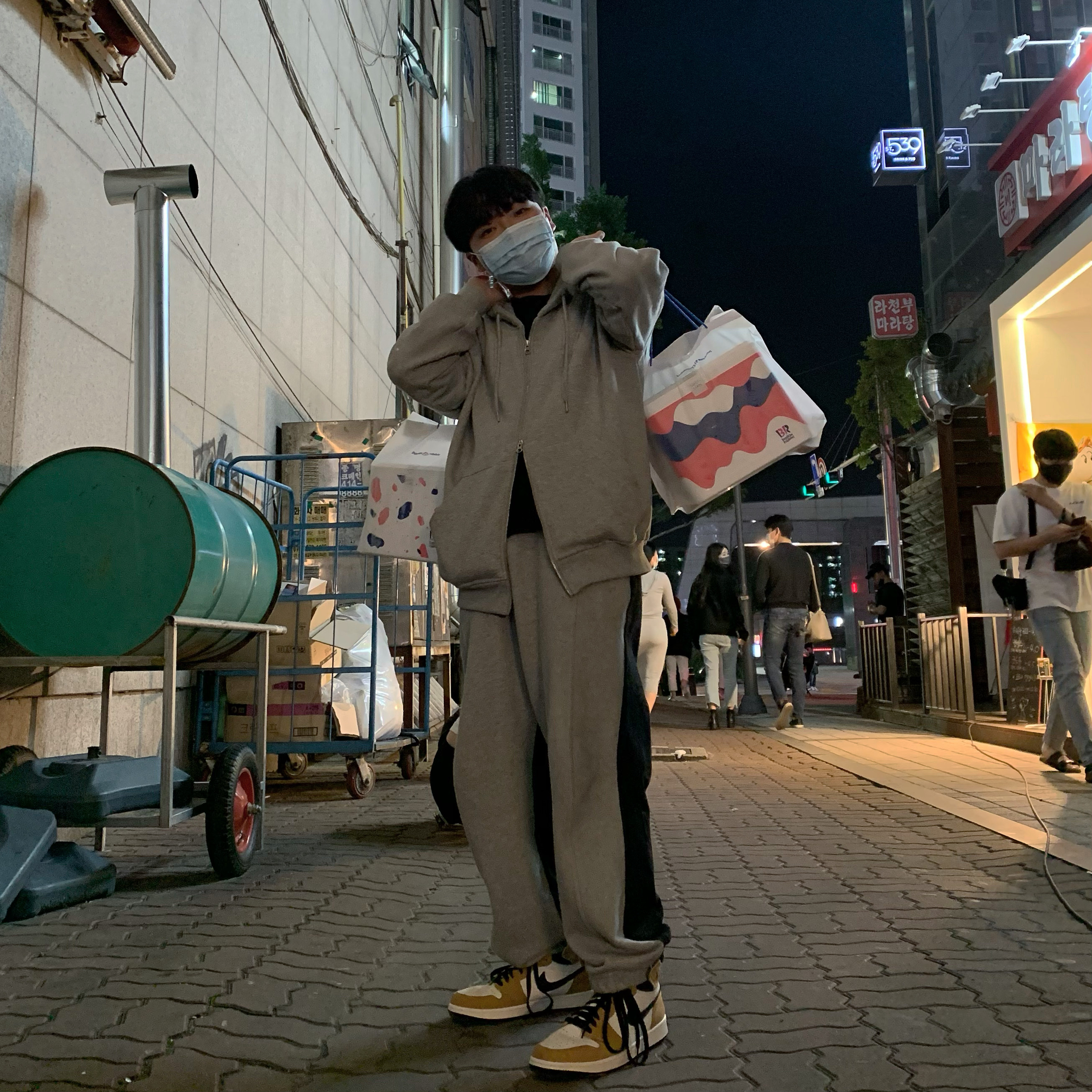 Jordan 1 Retro High Rookie of the Year 착용 스타일