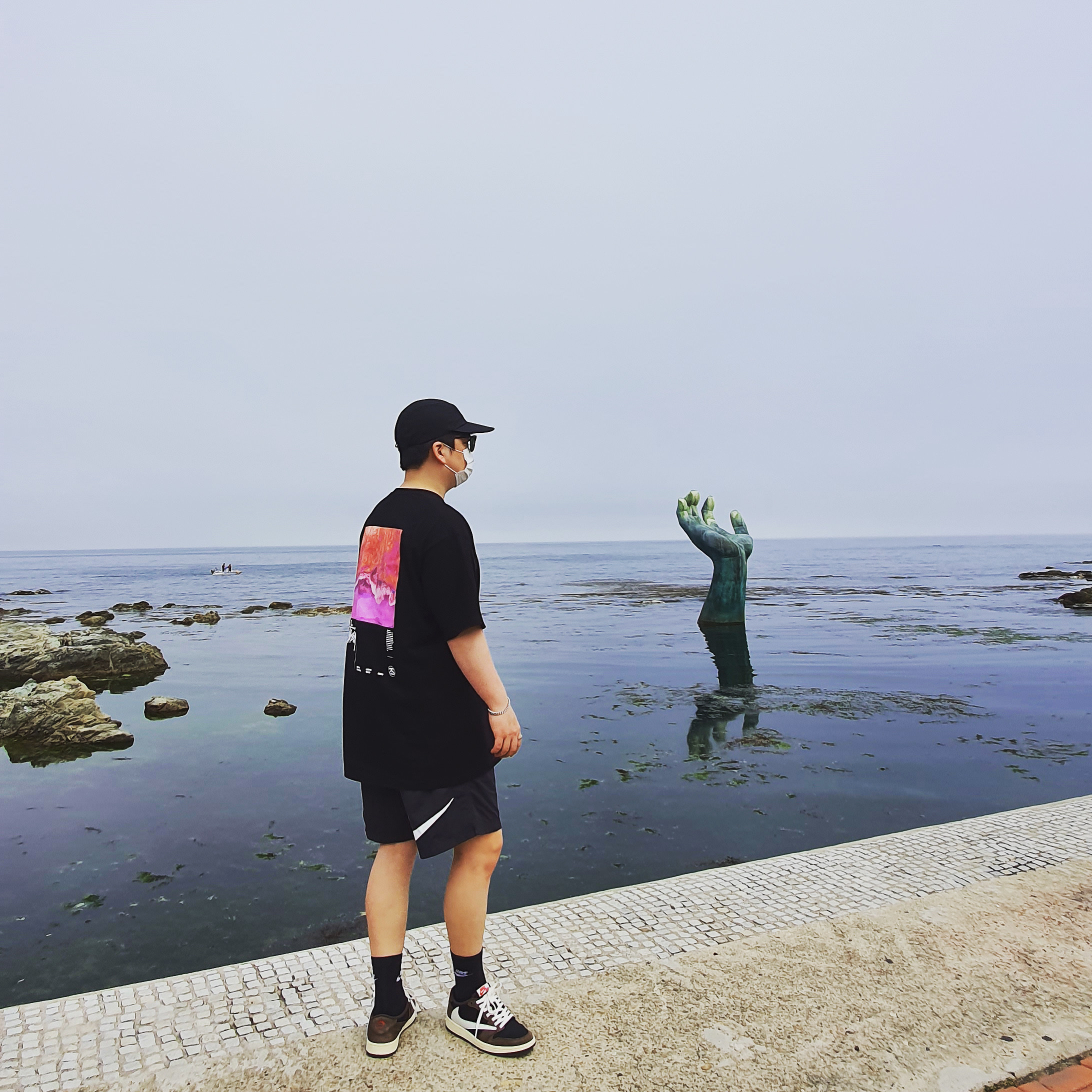 Jordan 1 x Travis Scott Retro Low OG SP Mocha, Nike x Stussy Water Shorts Off Noir 착용 스타일