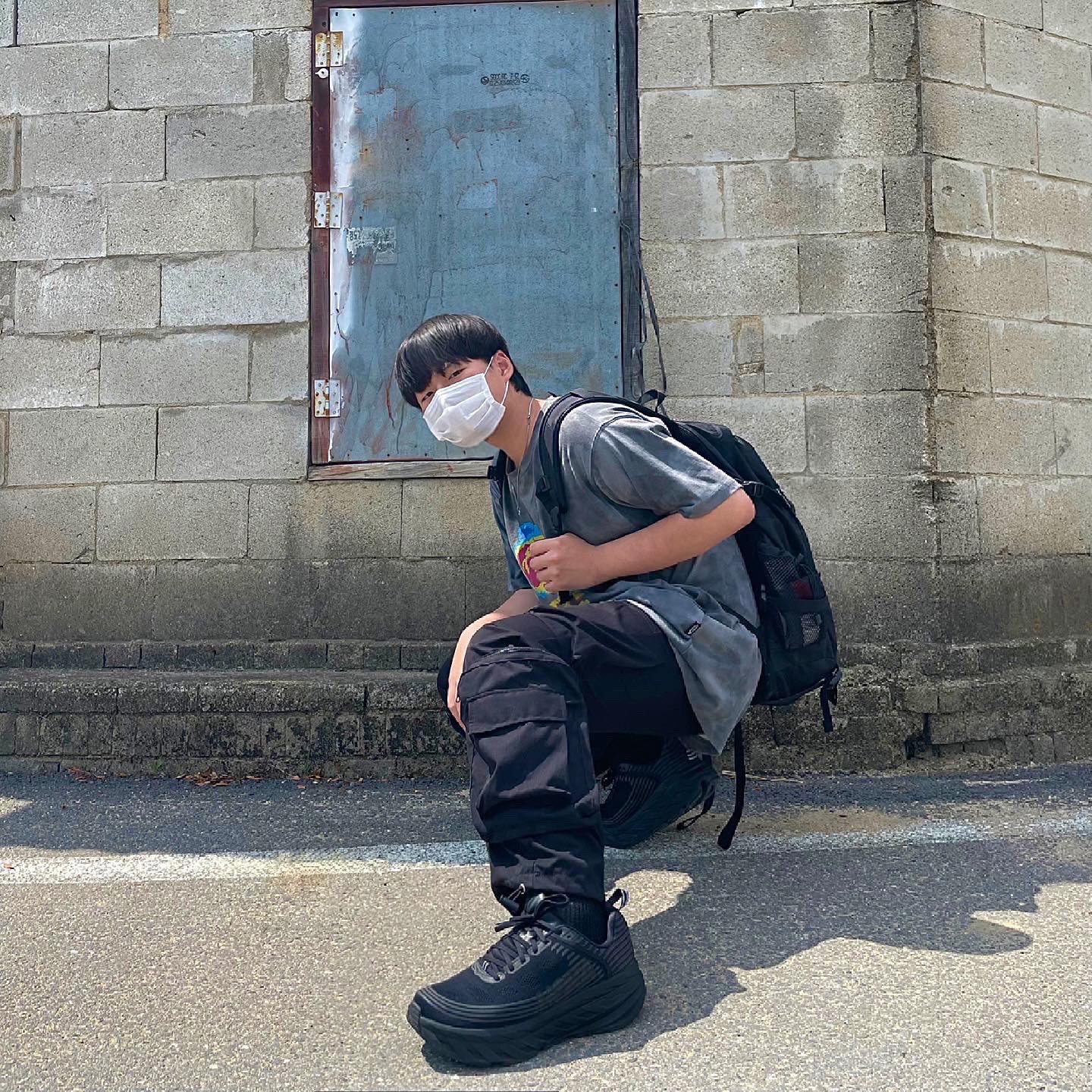 Hoka Bondi 6 Black 착용 스타일 - 2
