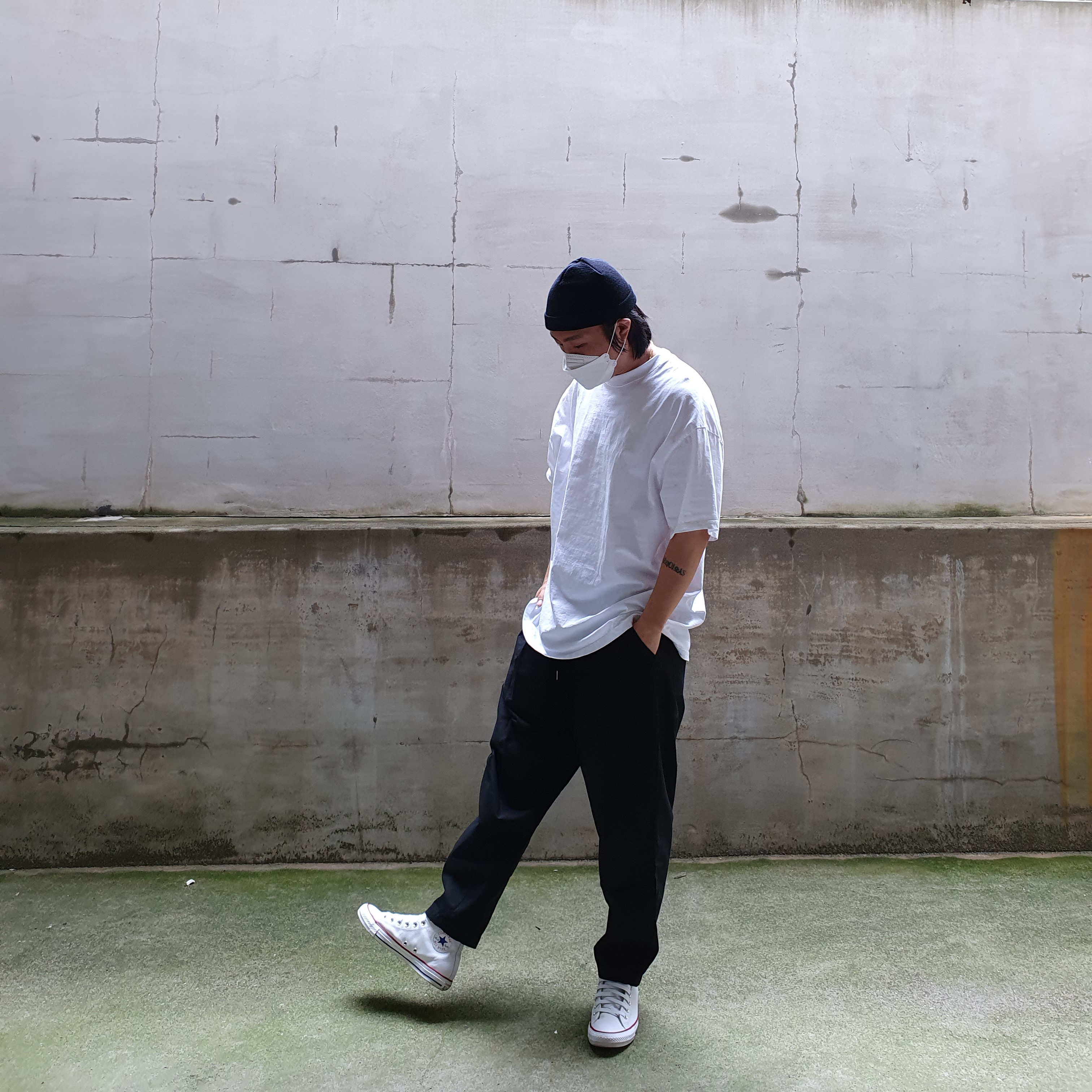 Converse Chuck 70 High Vintage Canvas White 착용 스타일 - 2