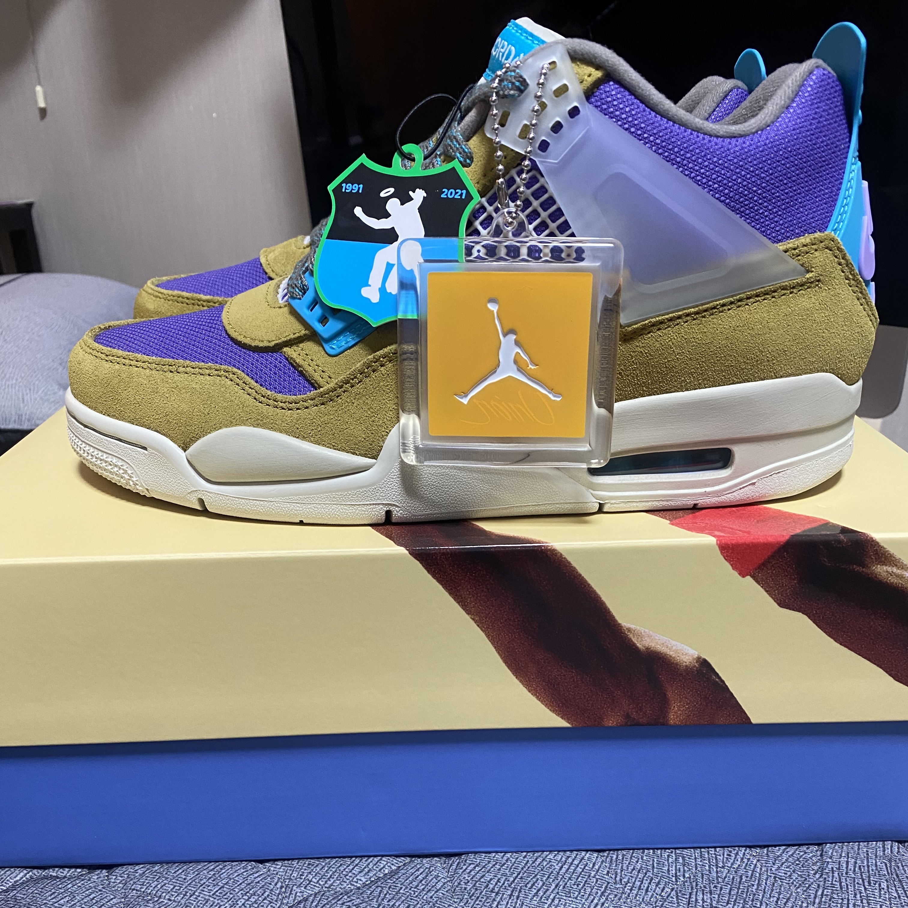 Jordan 4 x Union Retro SP Desert Moss 착용 스타일 - 1