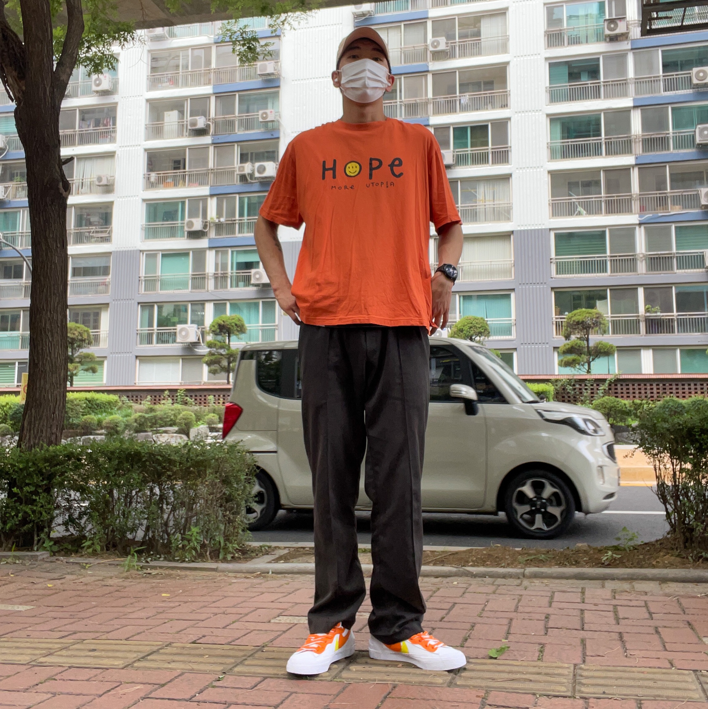 Nike x Sacai Blazer Low Magma Orange 착용 스타일