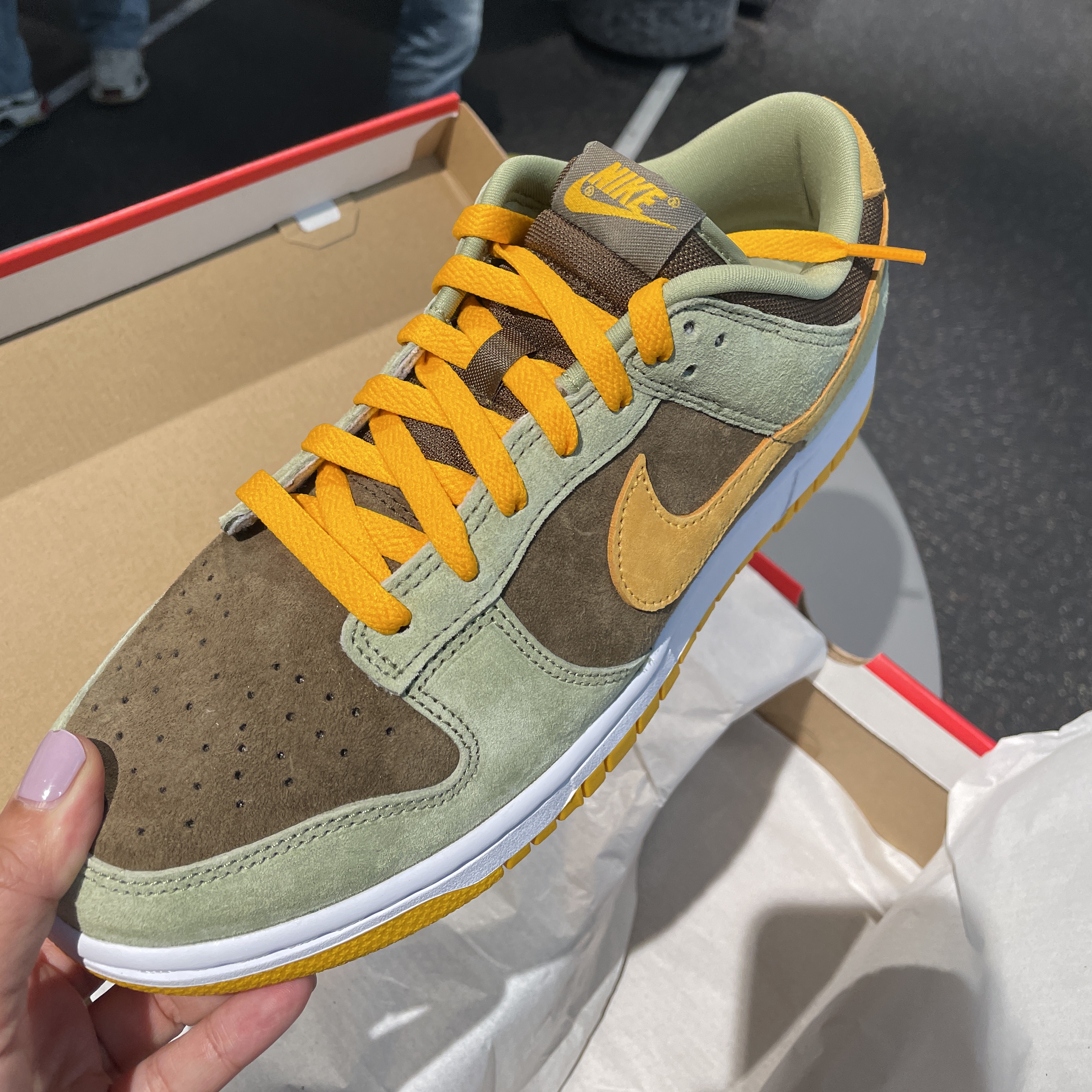 Nike Dunk Low SE Dusty Olive 착용 스타일