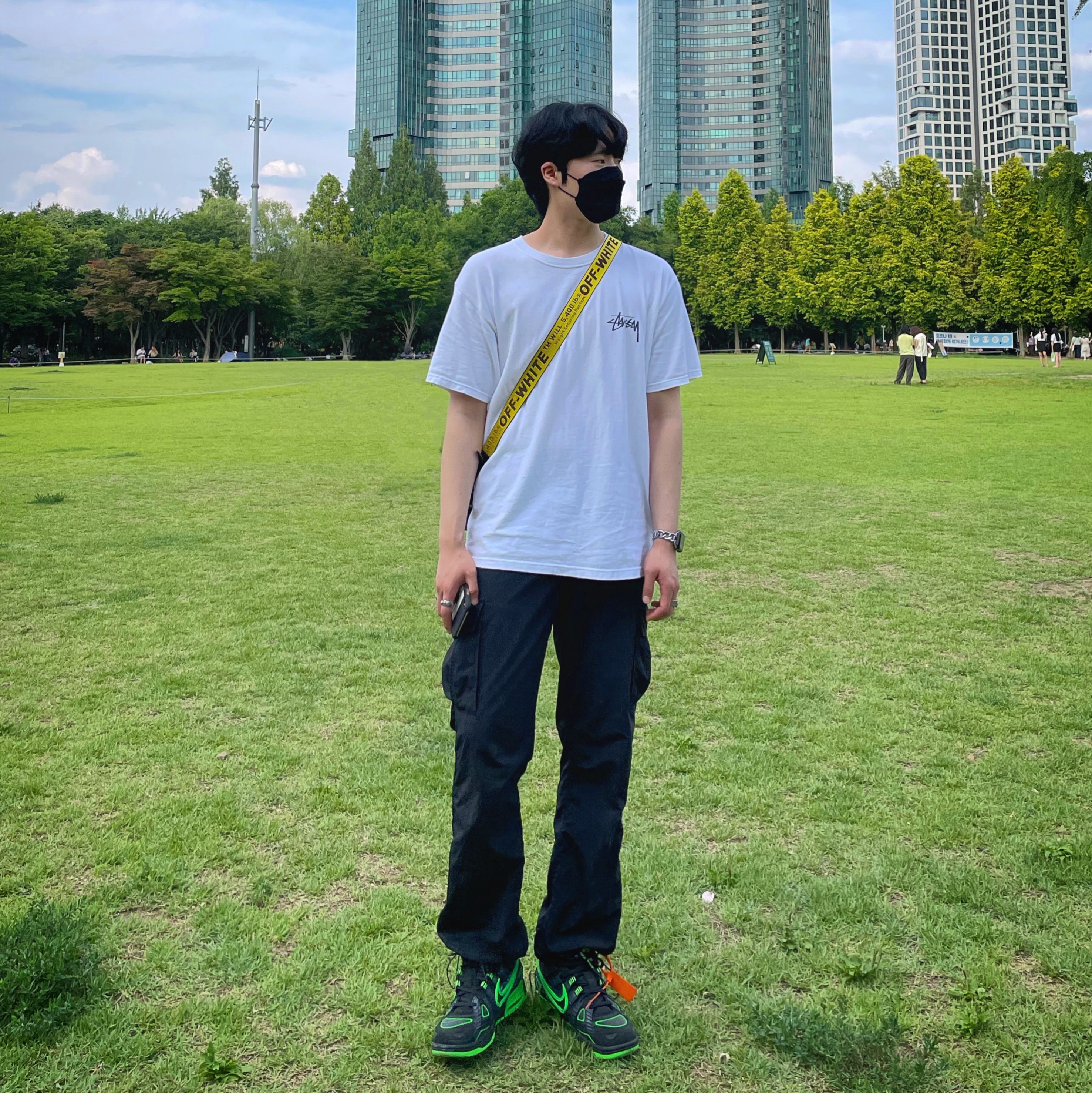 Nike x Off-White Air Rubber Dunk Green Strike 착용 스타일
