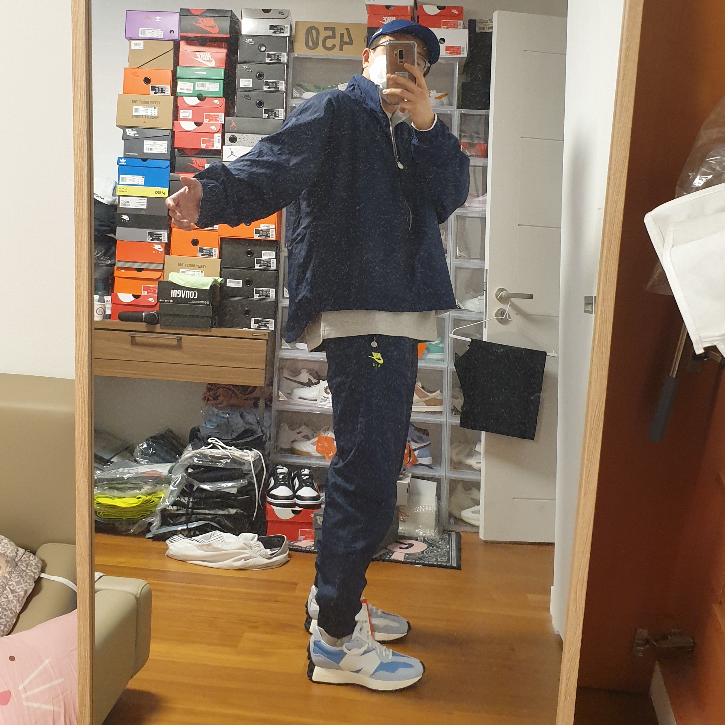 Nike x Drake Nocta Cardinal Stock Essential Cap Navy, Nike x Kim Jones Reversible Wind Breaker Navy - US/EU 착용 스타일 - 3