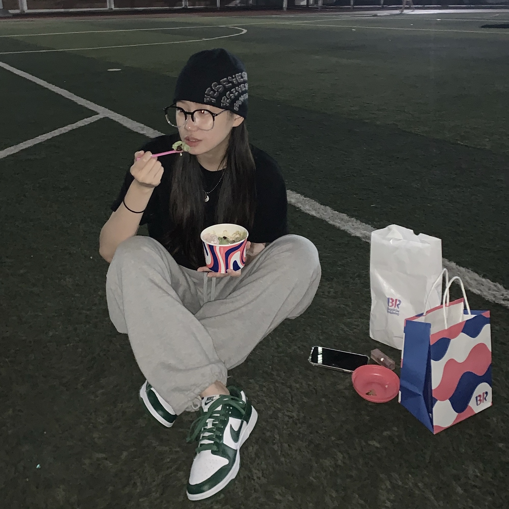 Nike Dunk Low Retro Varsity Green 착용 스타일