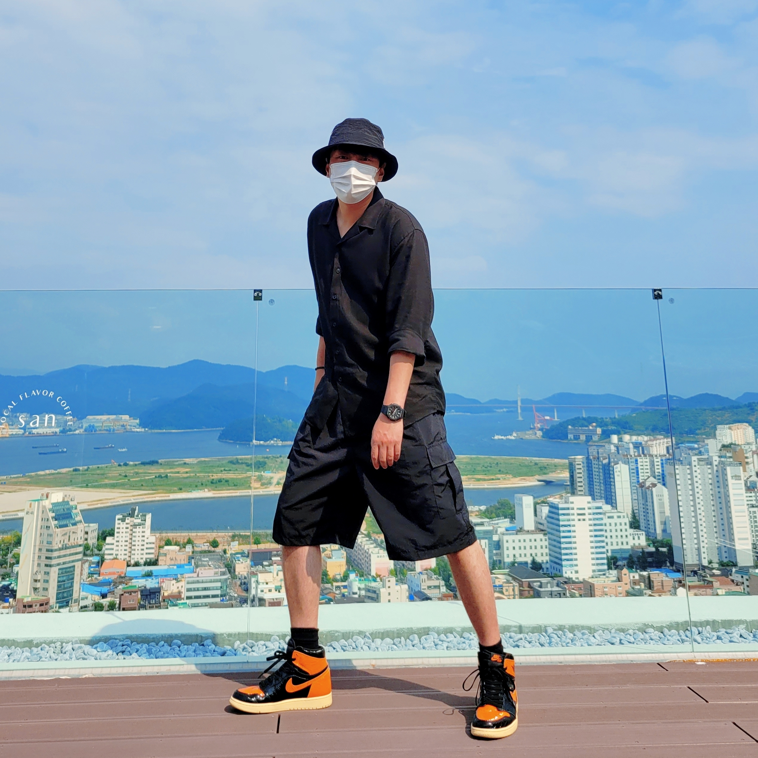 Nike x Stussy Bucket Hat Black, Jordan 1 Retro High Shattered Backboard 3.0 착용 스타일 - 1