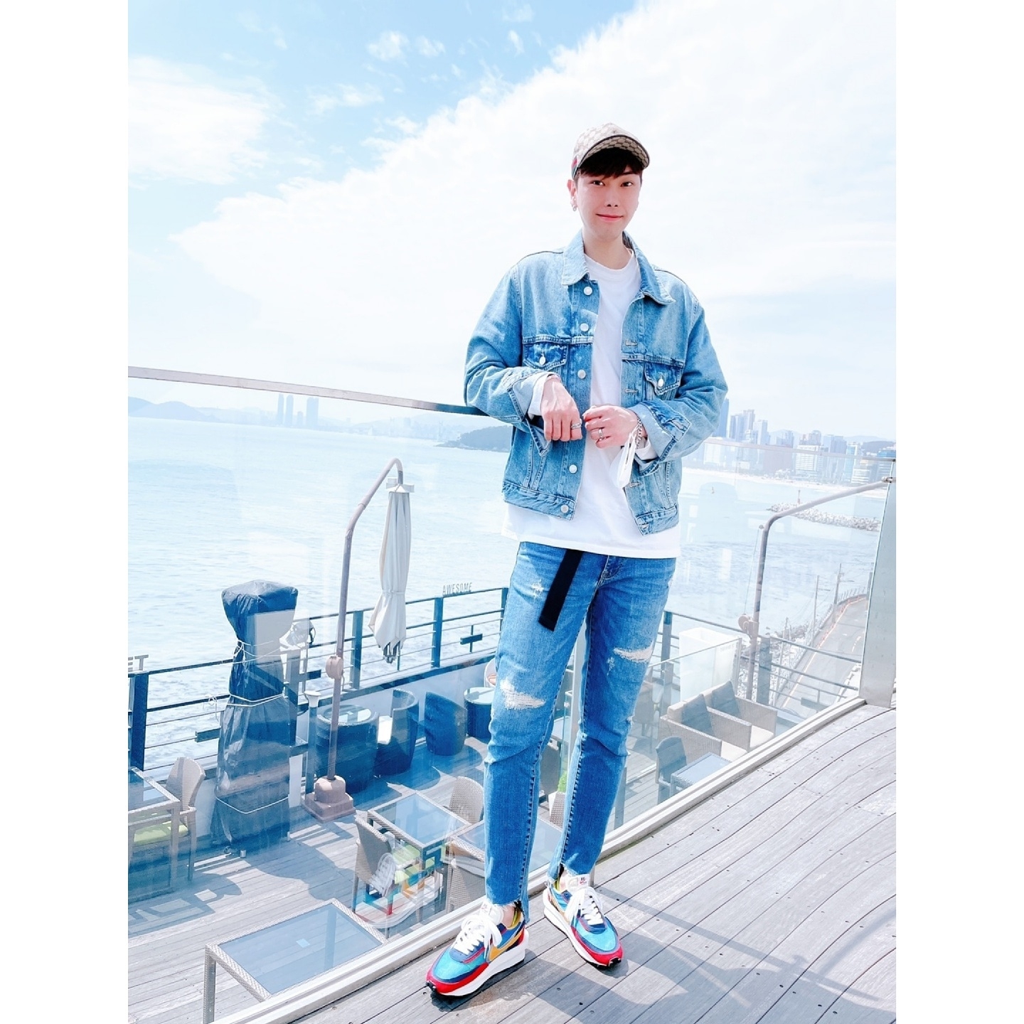 Nike x Sacai LDWaffle Blue Multi 착용 스타일