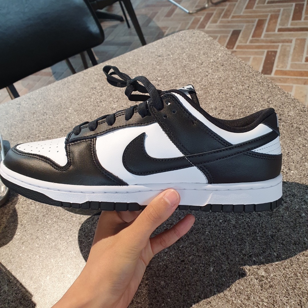 Nike Dunk Low Retro Black 착용 스타일
