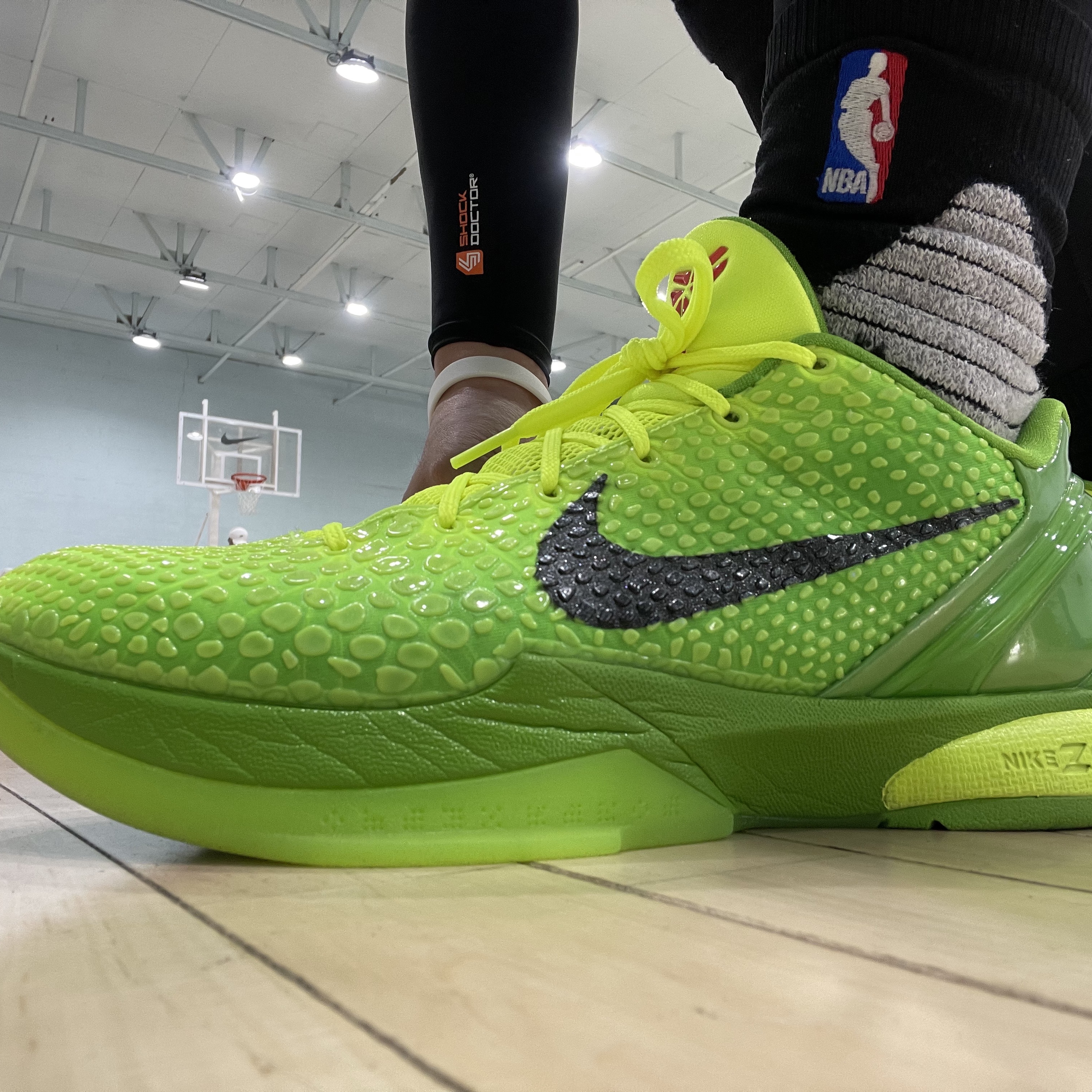 Nike Kobe 6 Protro Green Apple 착용 스타일
