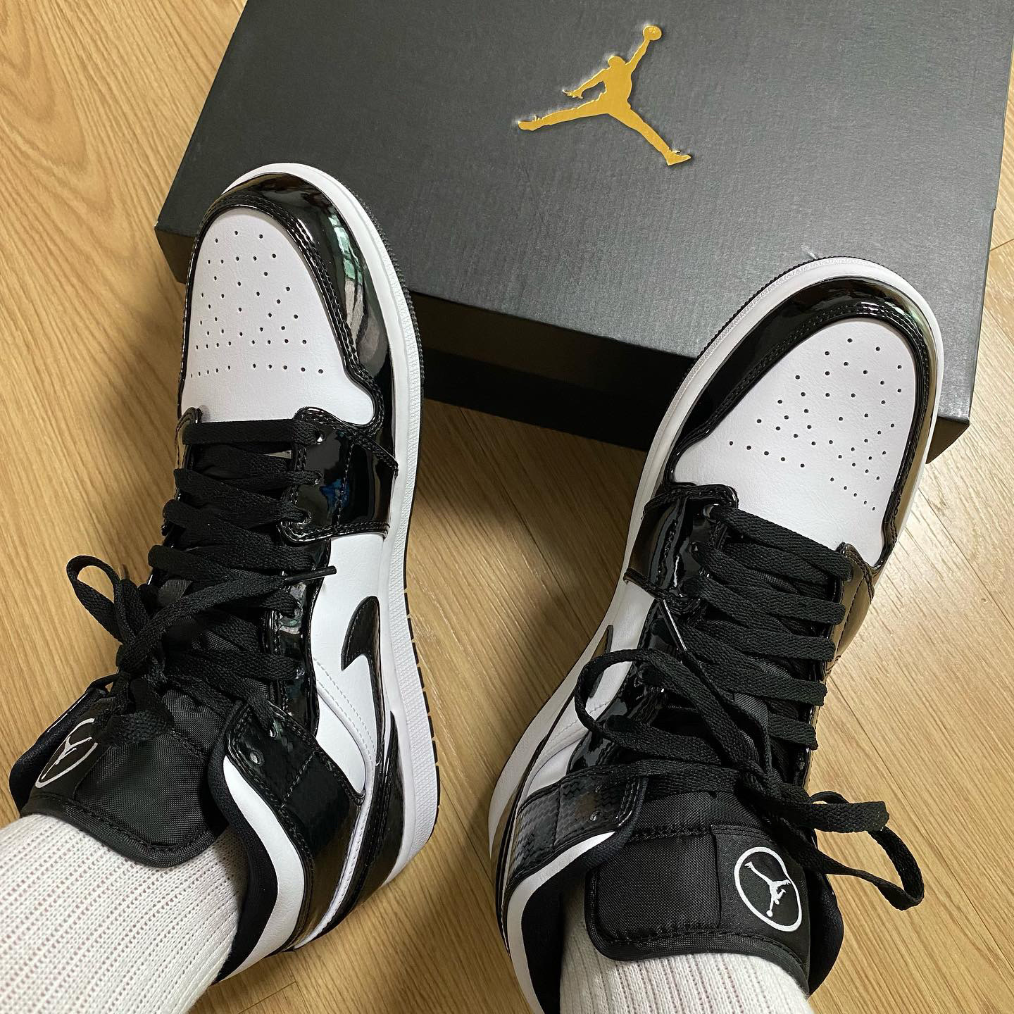 Jordan 1 Mid SE ASW Black 착용 스타일 - 1