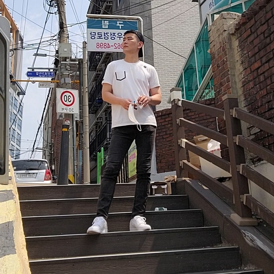 KREAM 프로필 이미지
