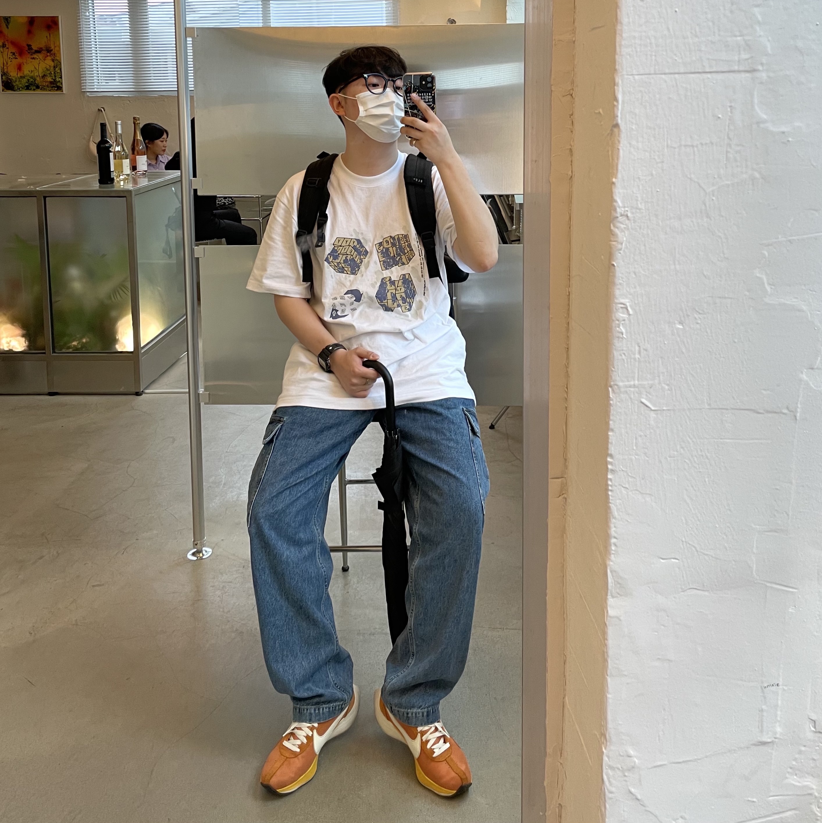 Nike Moon Racer Monarch 착용 스타일