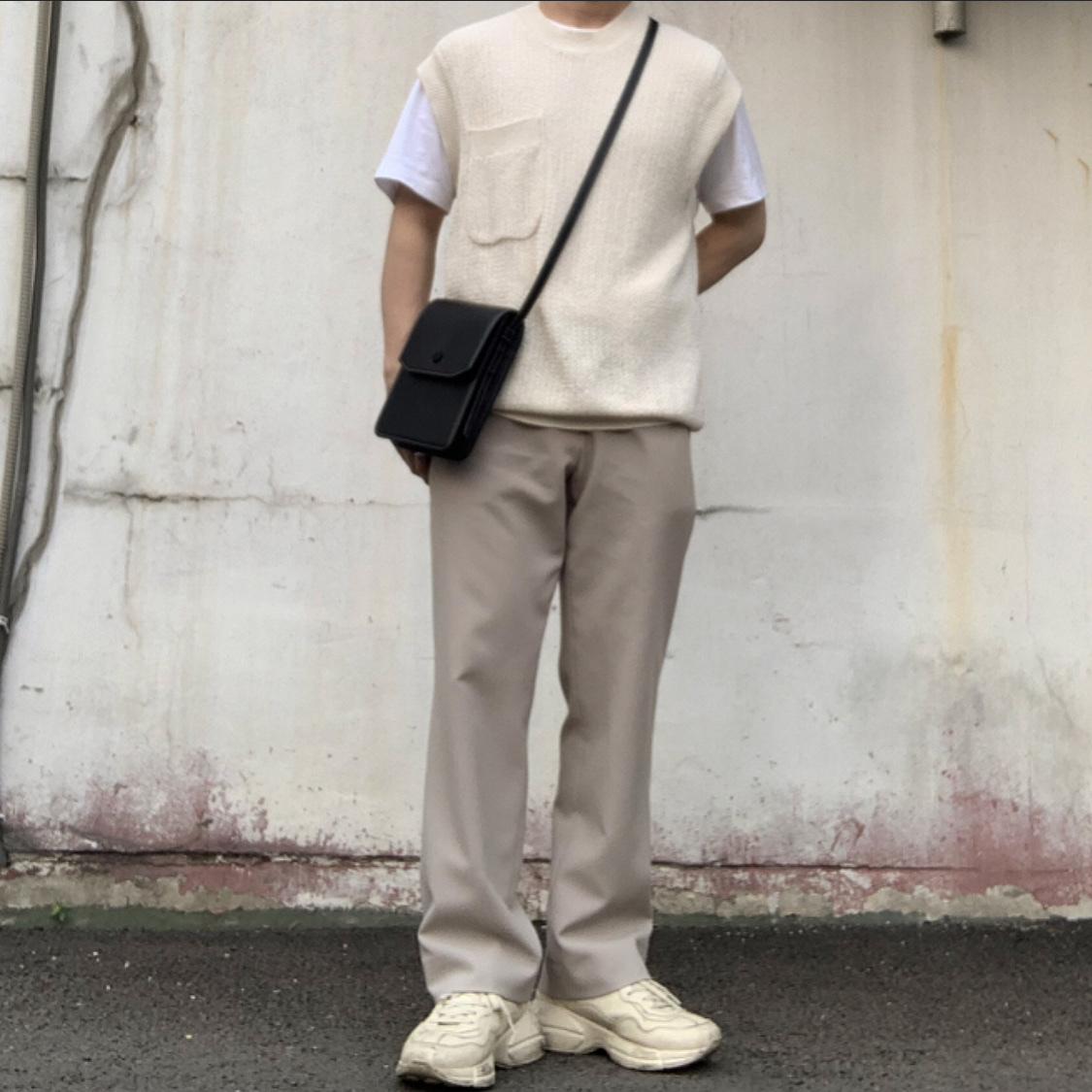 Gucci Rhyton Leather Sneakers Logo 착용 스타일 - 2