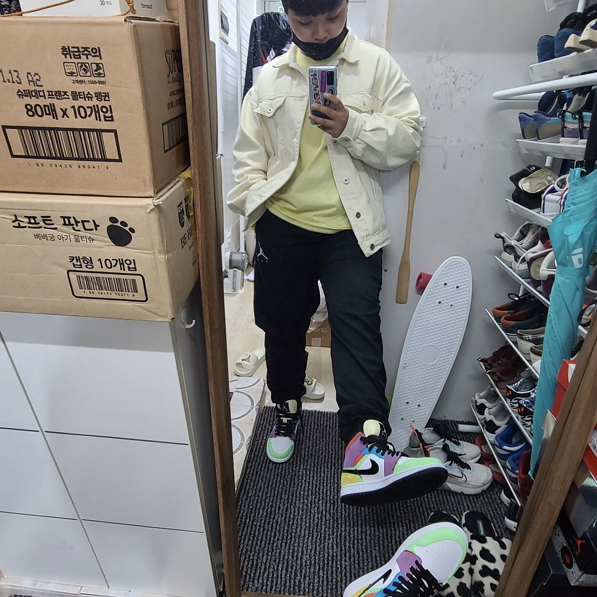 (W) Jordan 1 Mid SE Multi-Color Lightbulb 착용 스타일