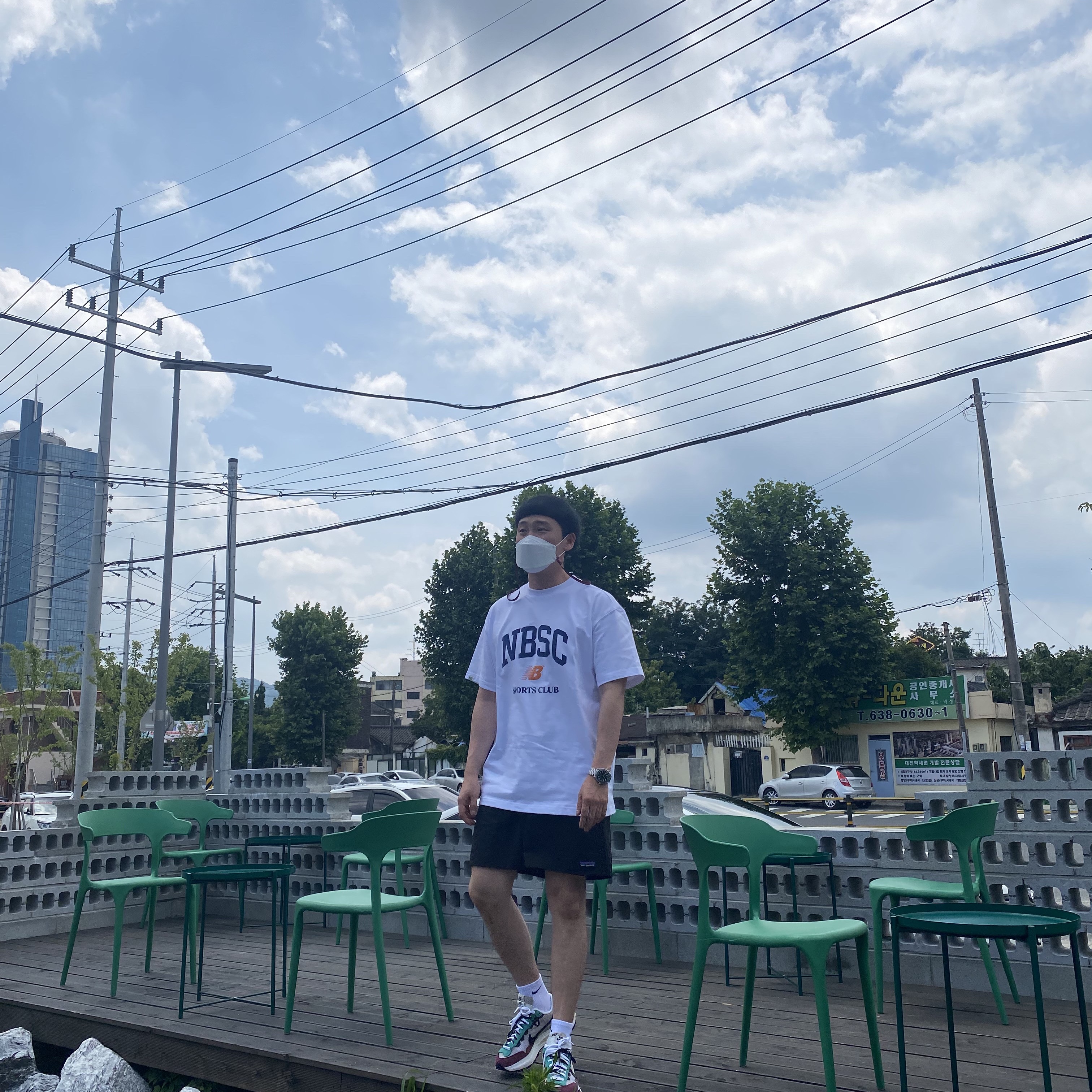Nike x Sacai VaporWaffle String & Black Villain Red 착용 스타일 - 2