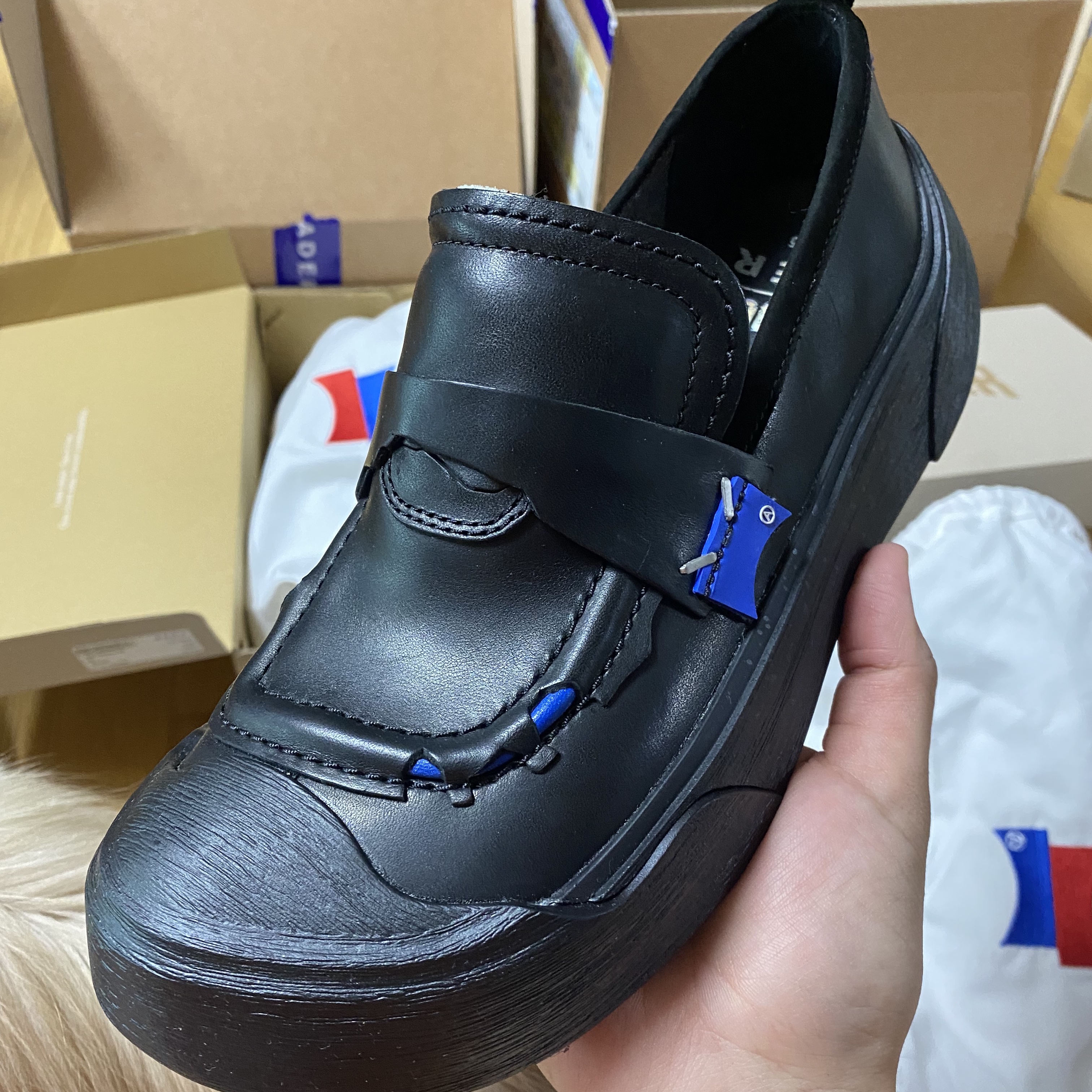Camper x Ader Error Proto-743-S Black Leather Shoes, (W) Camper x Ader Error Proto-743-S Black Leather Shoes 착용 스타일 - 1