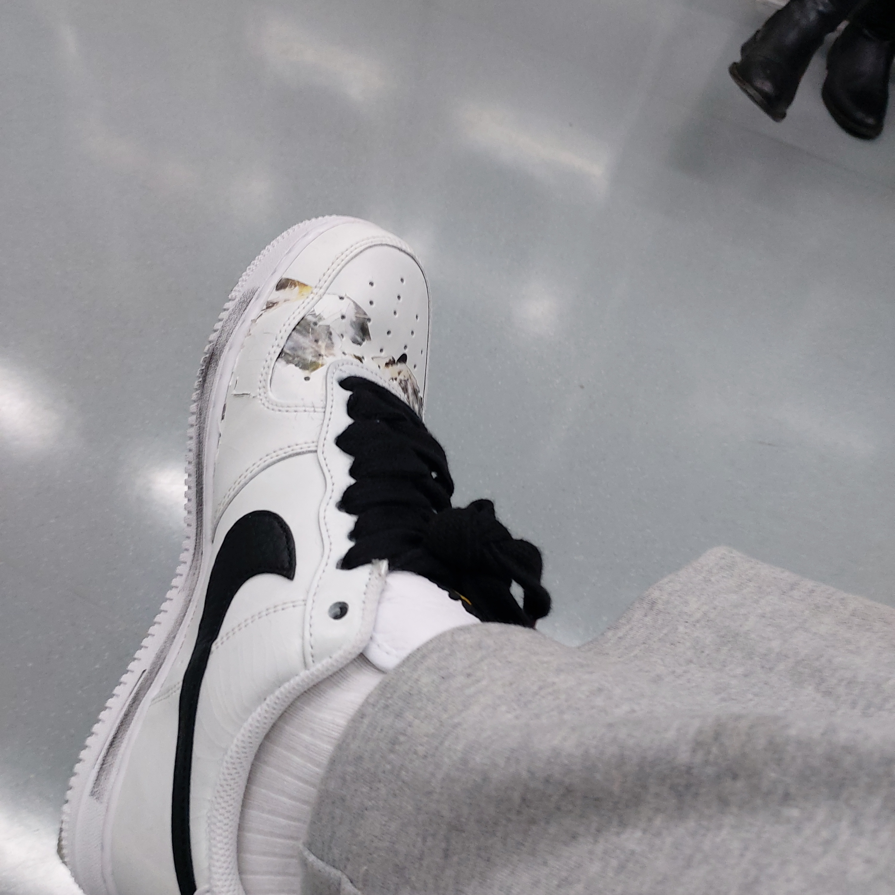 Nike x Peaceminusone Air Force 1 Low Para-Noise 2.0 착용 스타일 - 2