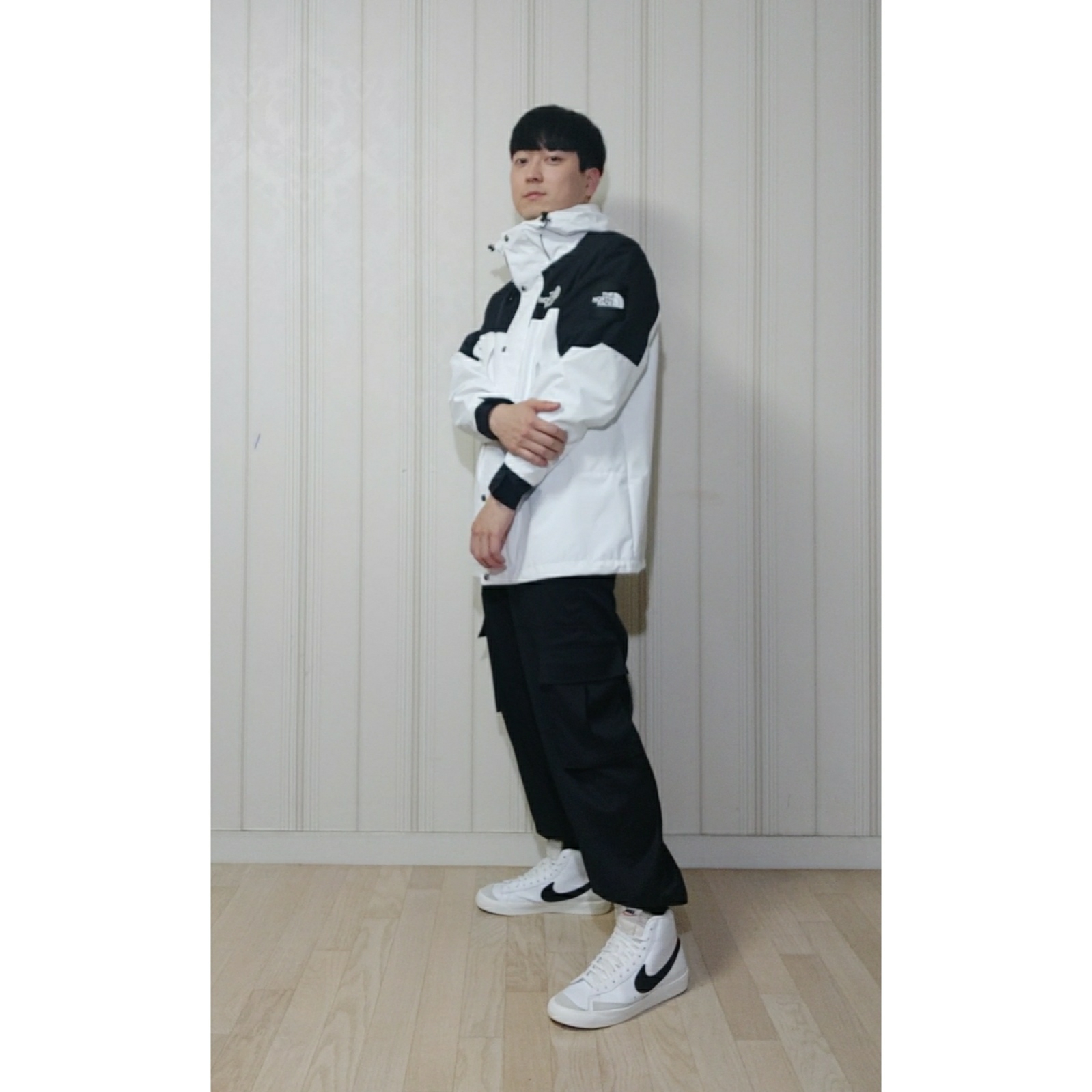 Nike Blazer Mid '77 Vintage White Black 착용 스타일 - 1