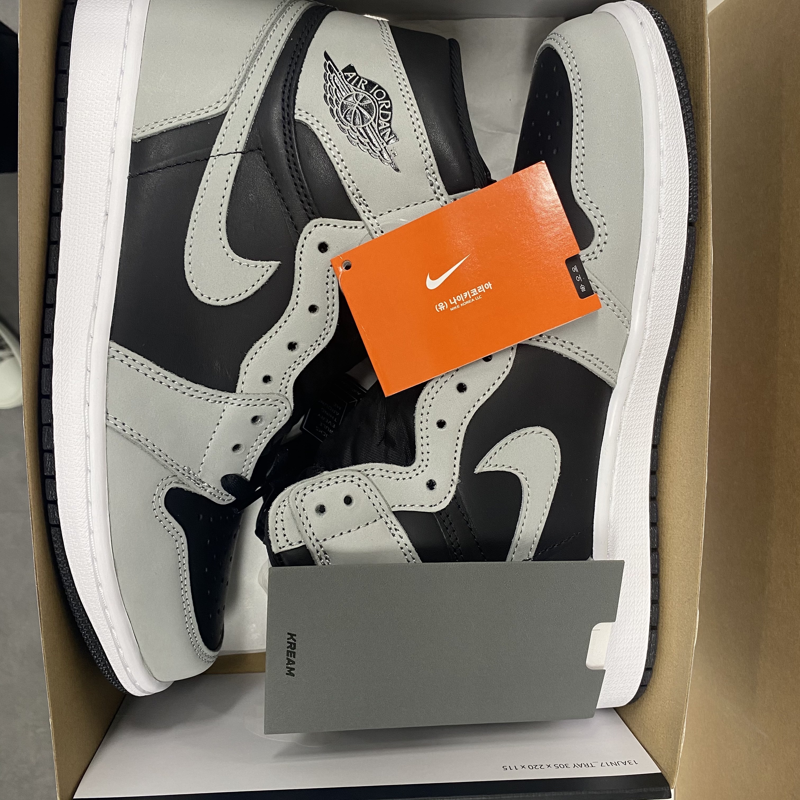 Jordan 1 Retro High OG Shadow 2.0, (GS) Jordan 1 Retro High OG Shadow 2.0 착용 스타일 - 3