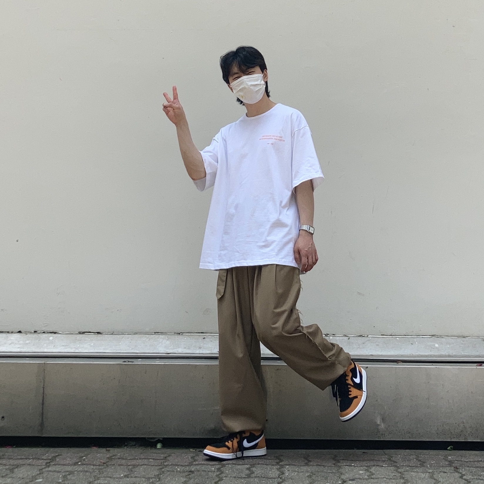 Jordan 1 Zoom Air CMFT Monarch Orange 착용 스타일