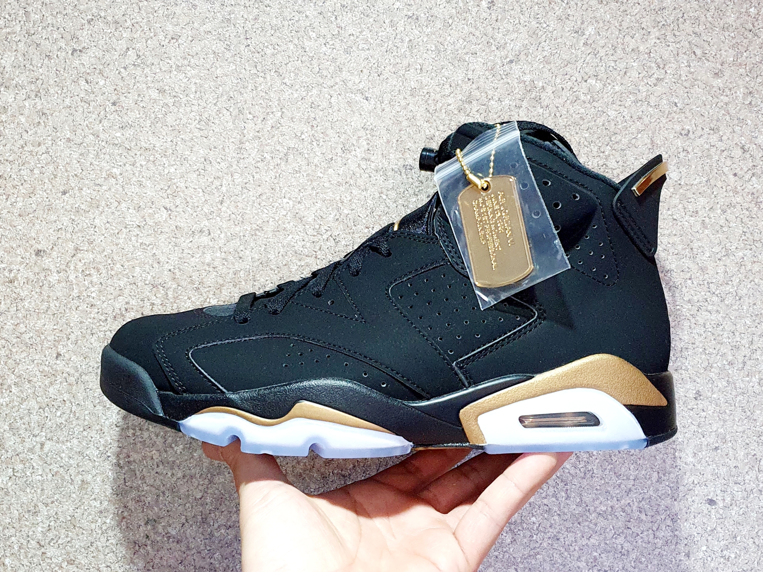 Jordan 6 Retro DMP 2020 착용 스타일 - 3