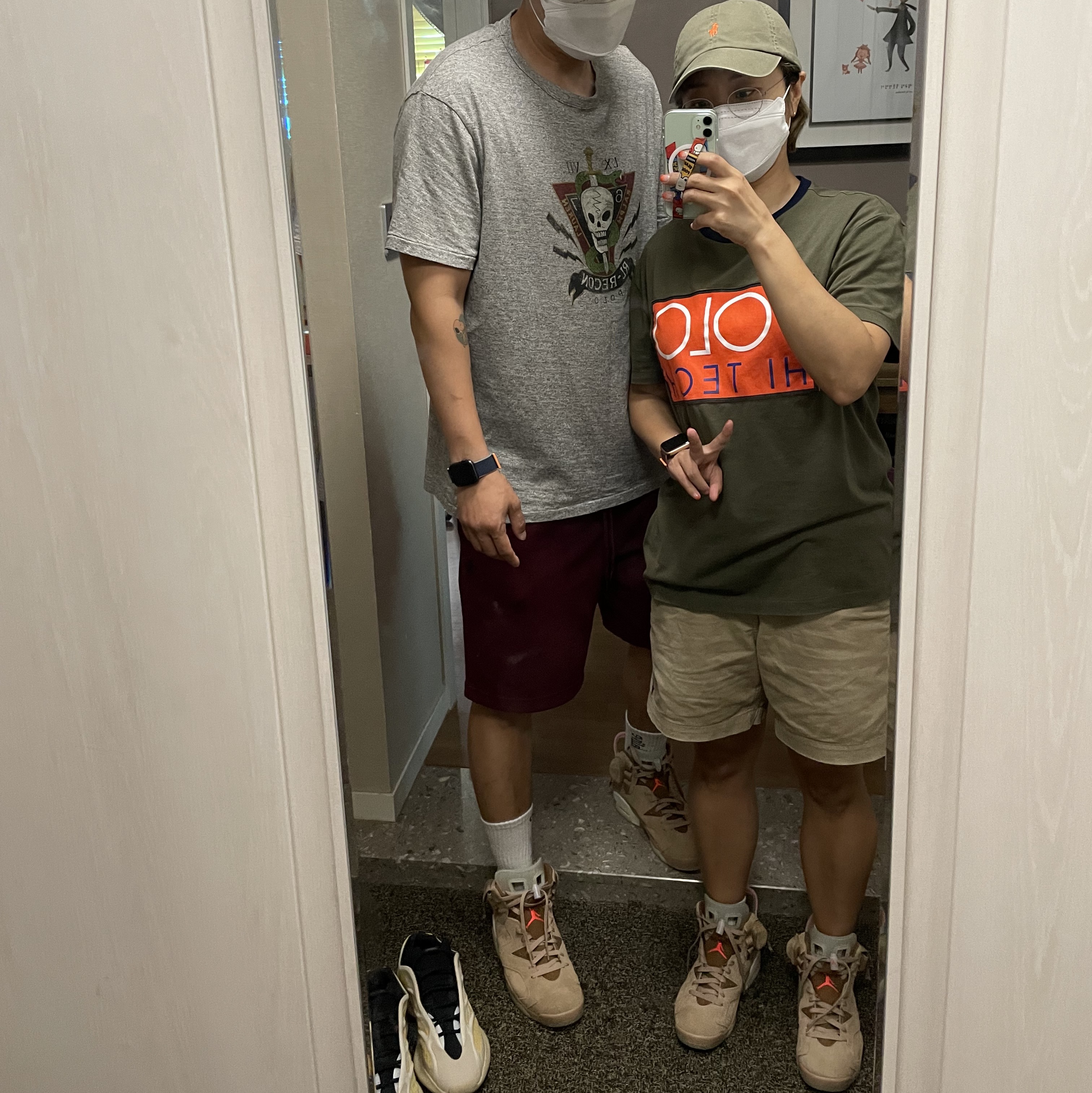 Jordan 6 x Travis Scott Retro SP British Khaki 착용 스타일 - 1